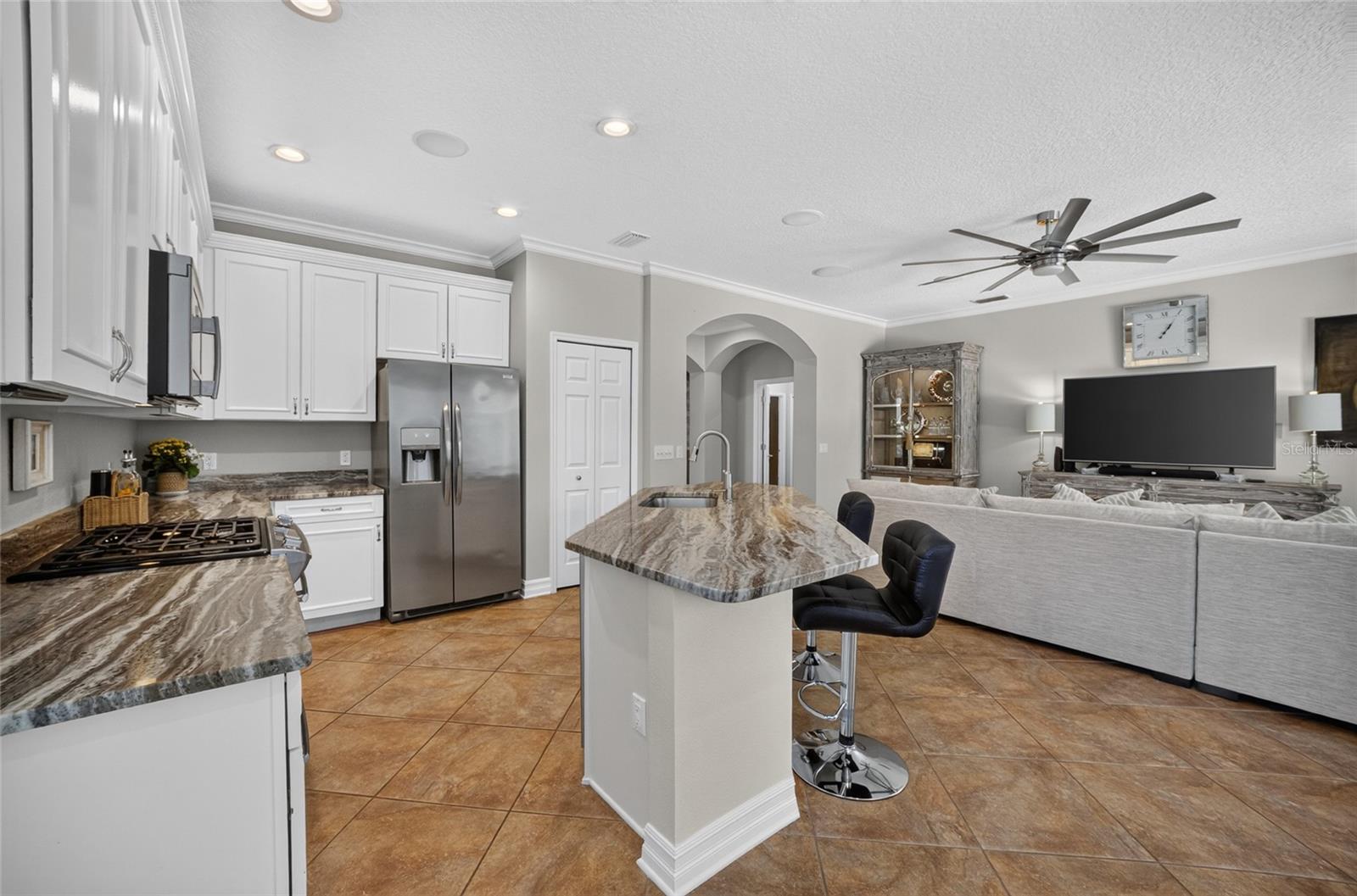 SIGNATURE LAKES/INDEPENDENCE - Residential