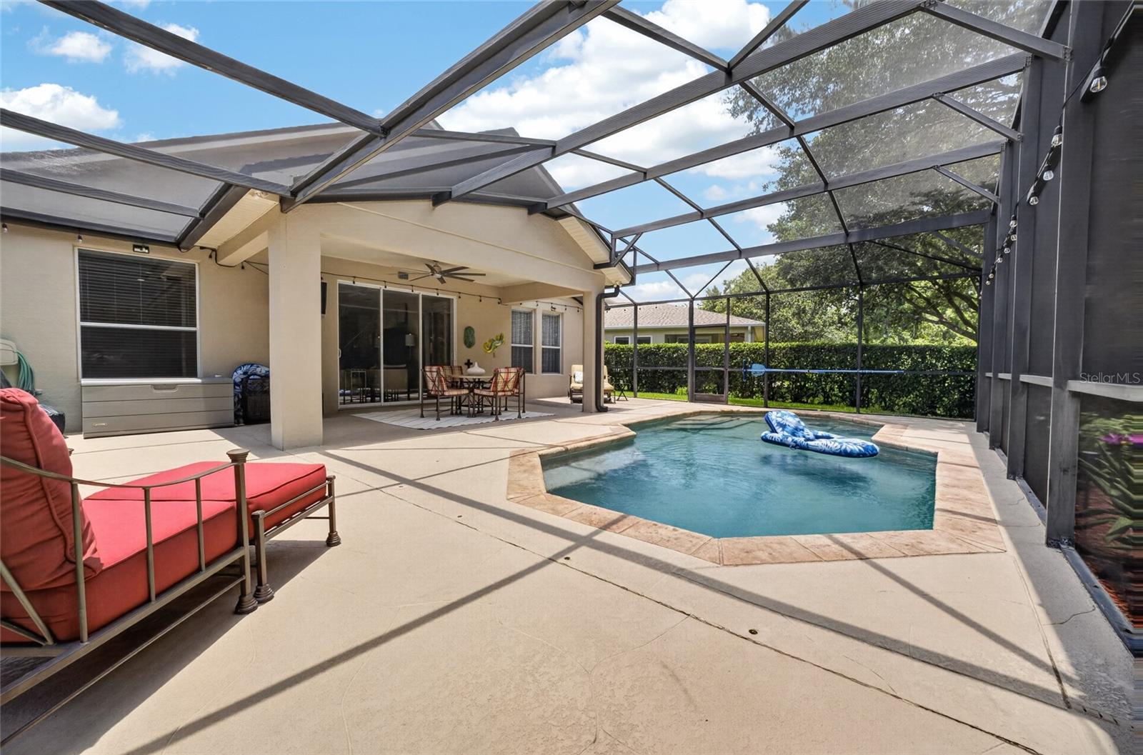 SIGNATURE LAKES/INDEPENDENCE - Residential