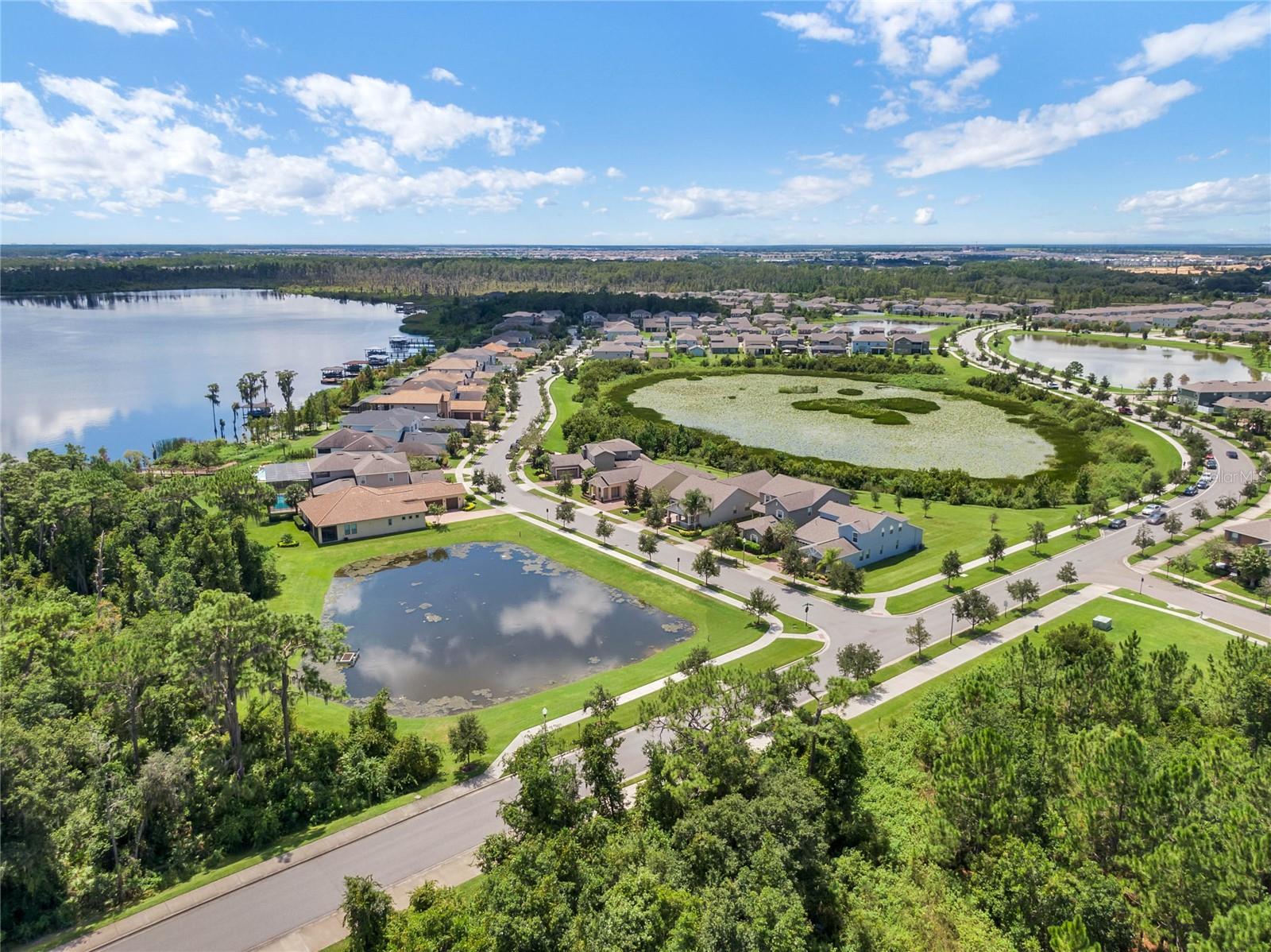SIGNATURE LAKES/INDEPENDENCE - Residential