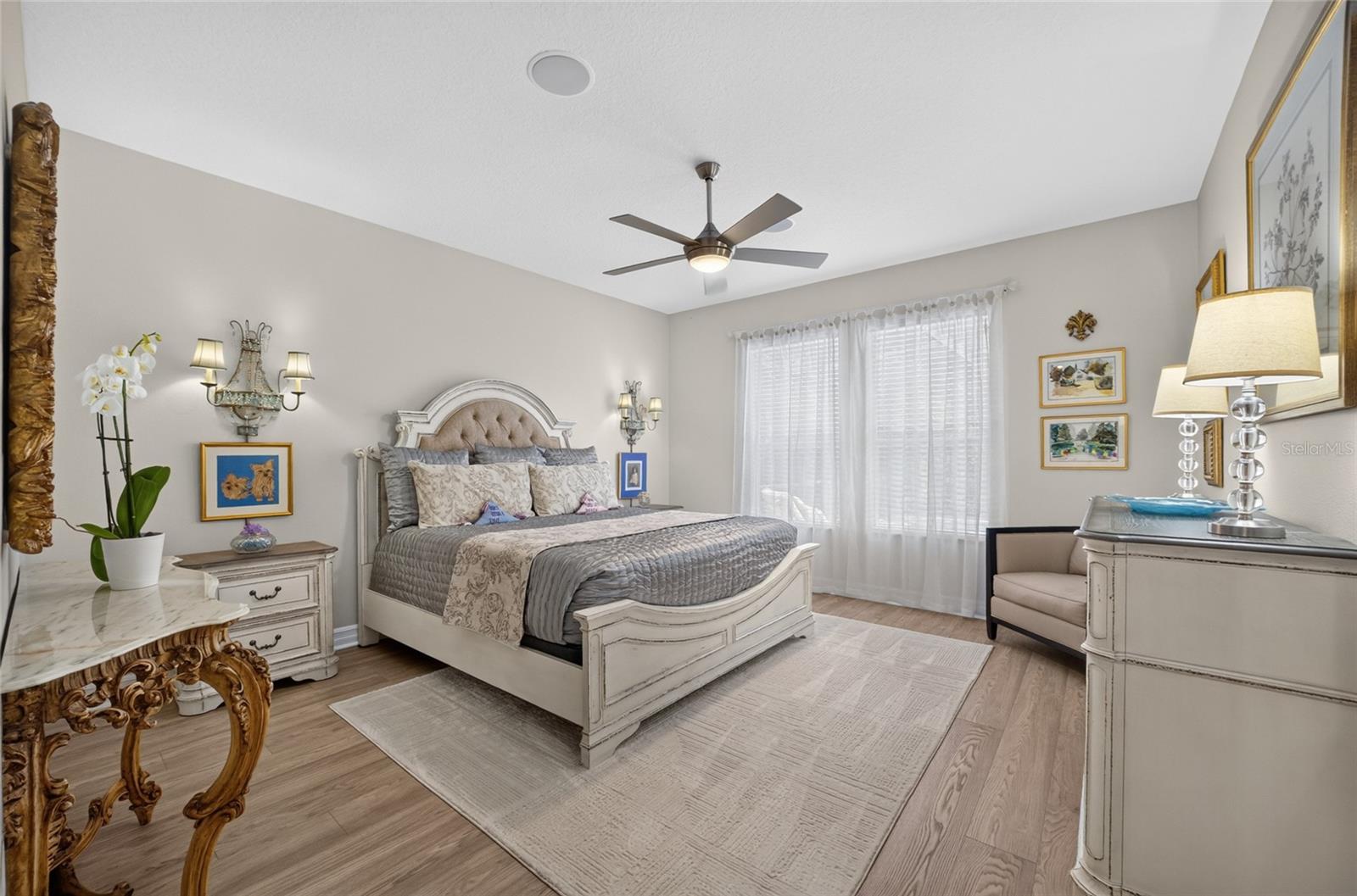 SIGNATURE LAKES/INDEPENDENCE - Residential