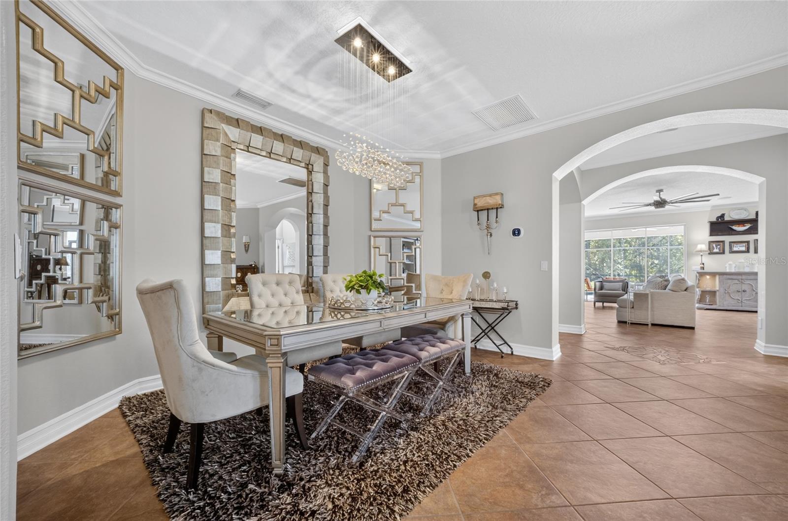 SIGNATURE LAKES/INDEPENDENCE - Residential