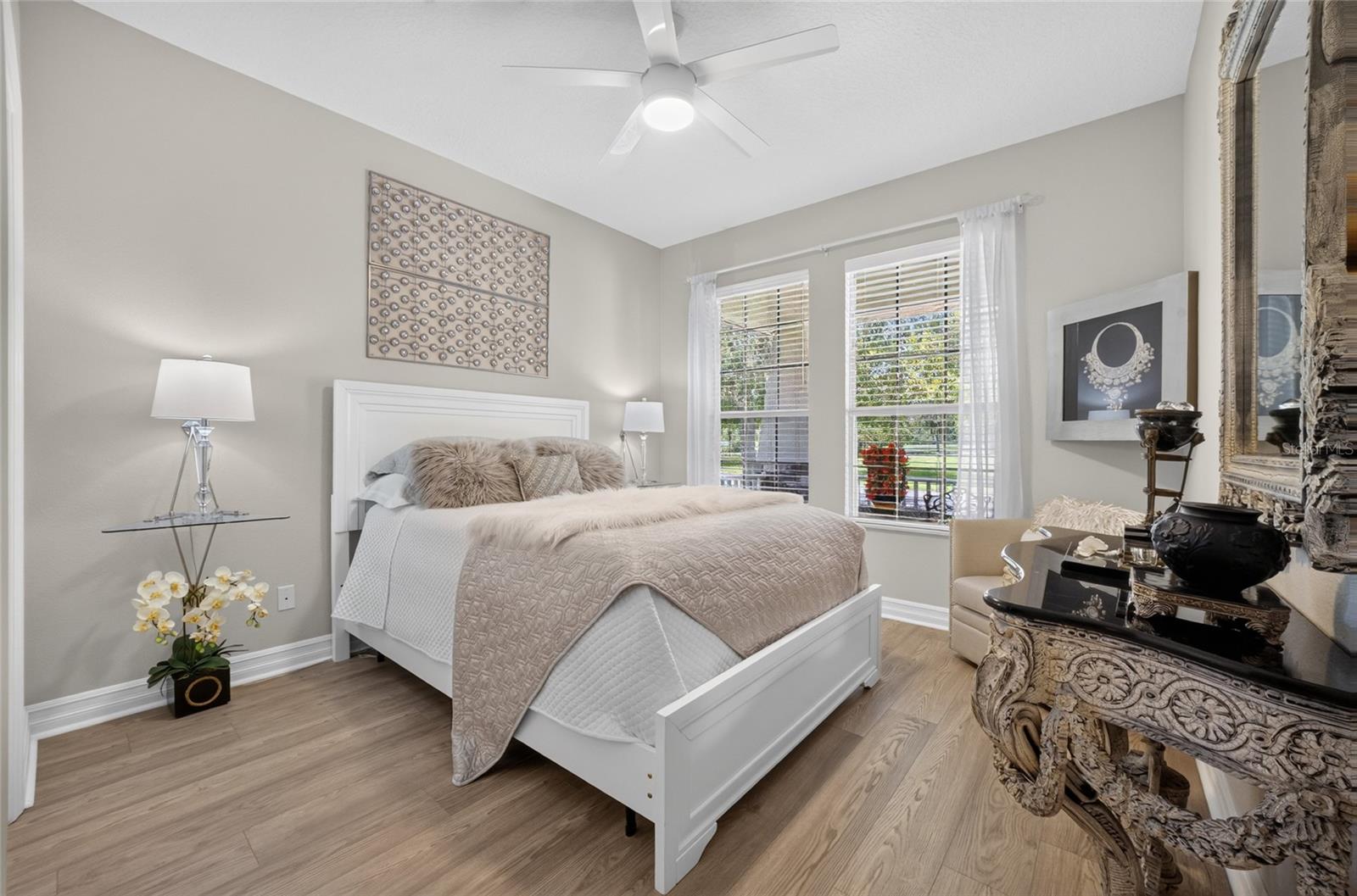 SIGNATURE LAKES/INDEPENDENCE - Residential