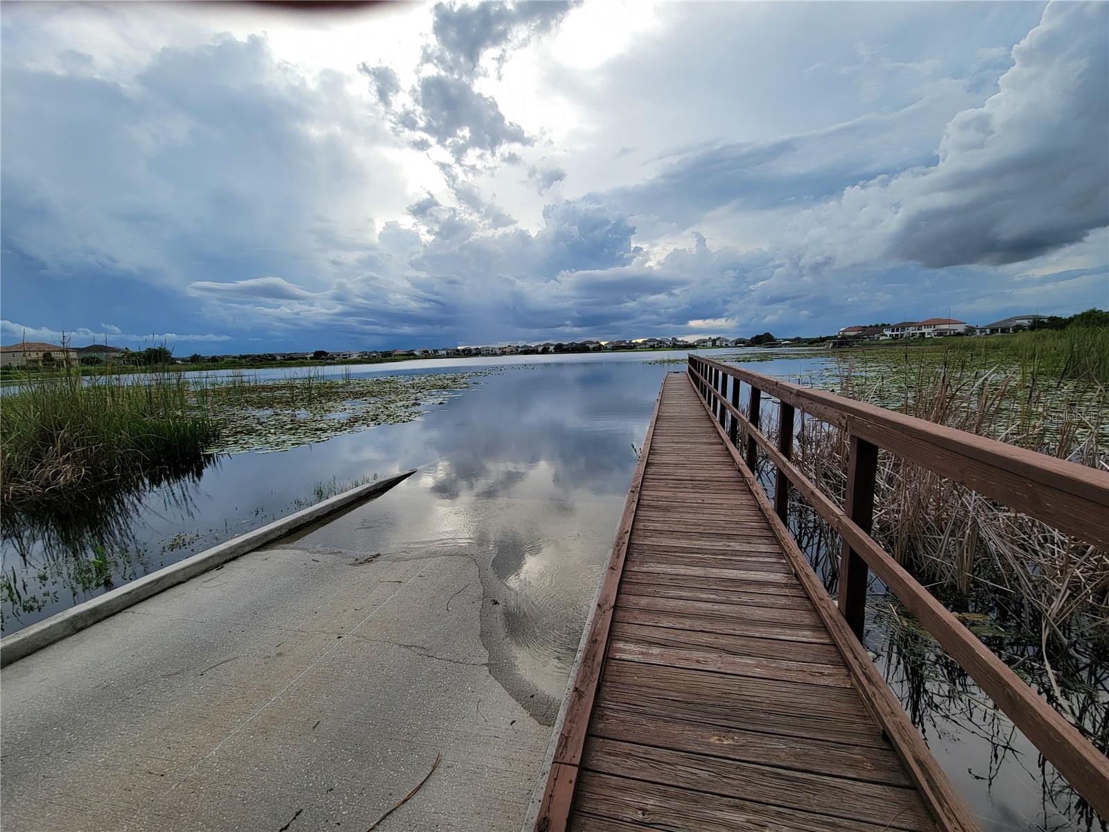 SIGNATURE LAKES/INDEPENDENCE - Residential