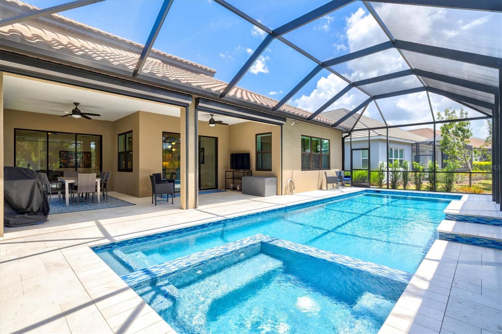 GRAND PALM - Residential