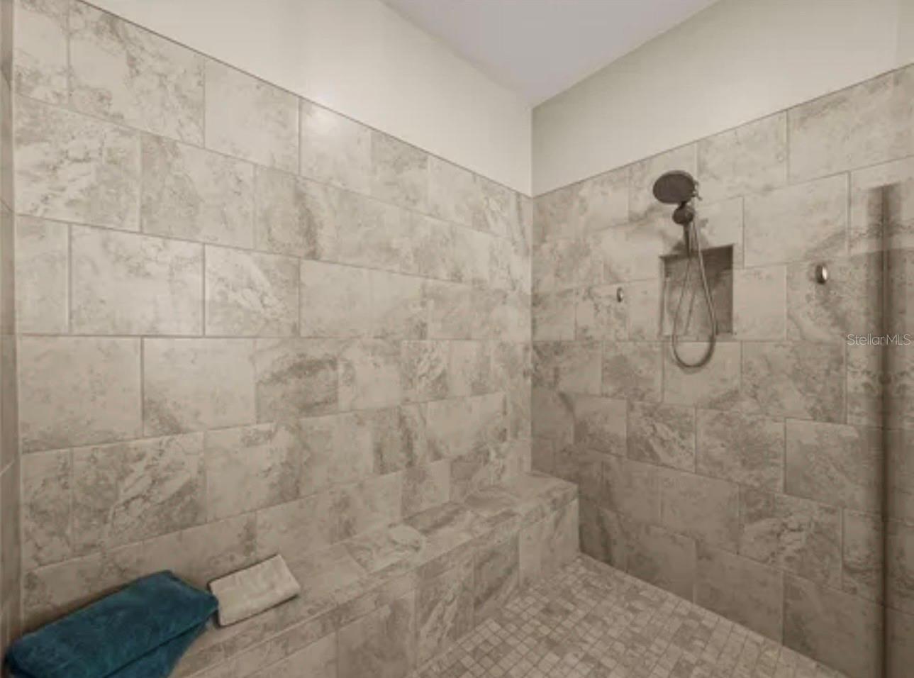 MEDLEY AT SOUTHSHORE BAY - Residential