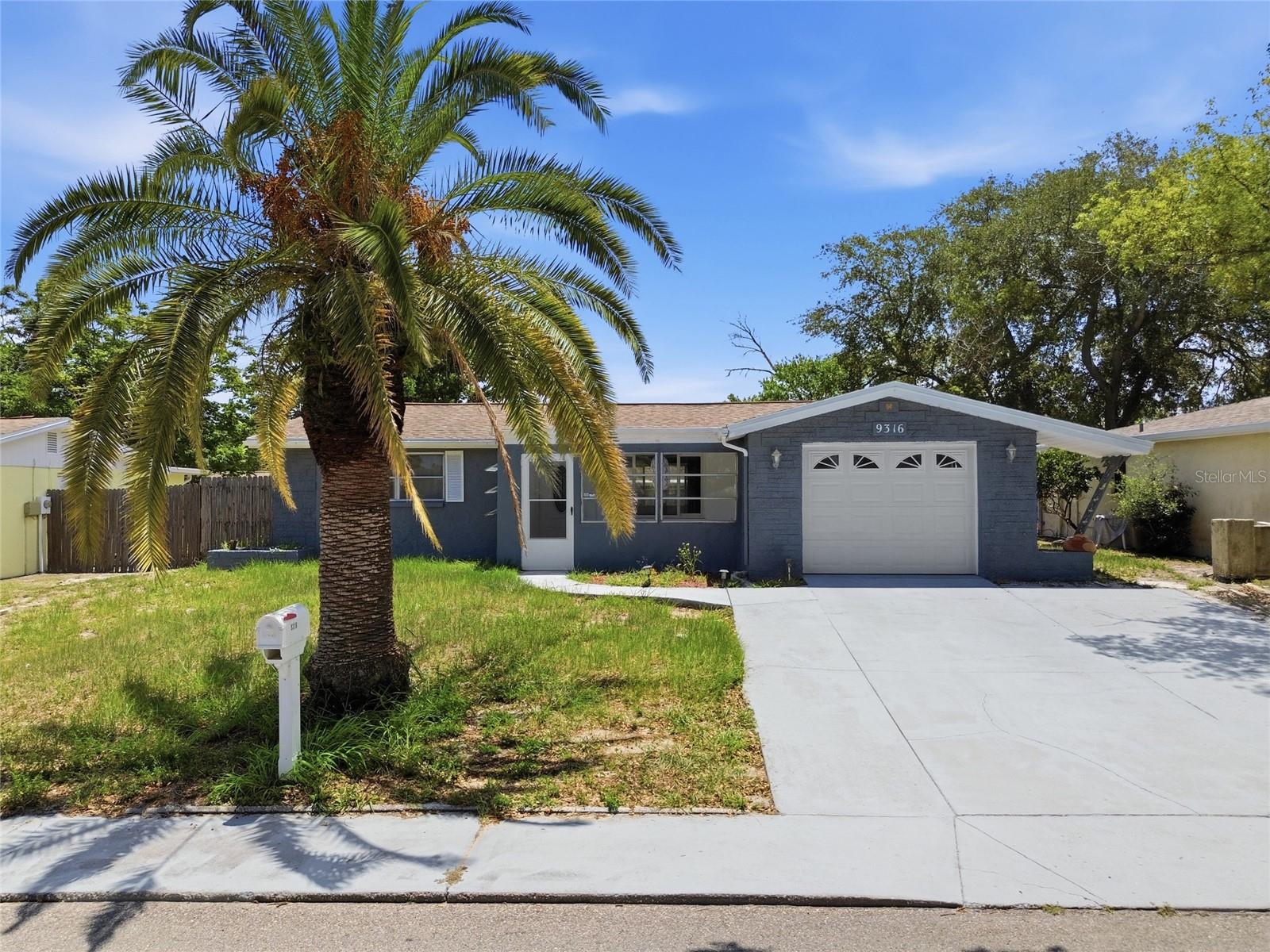 REGENCY PARK - Residential