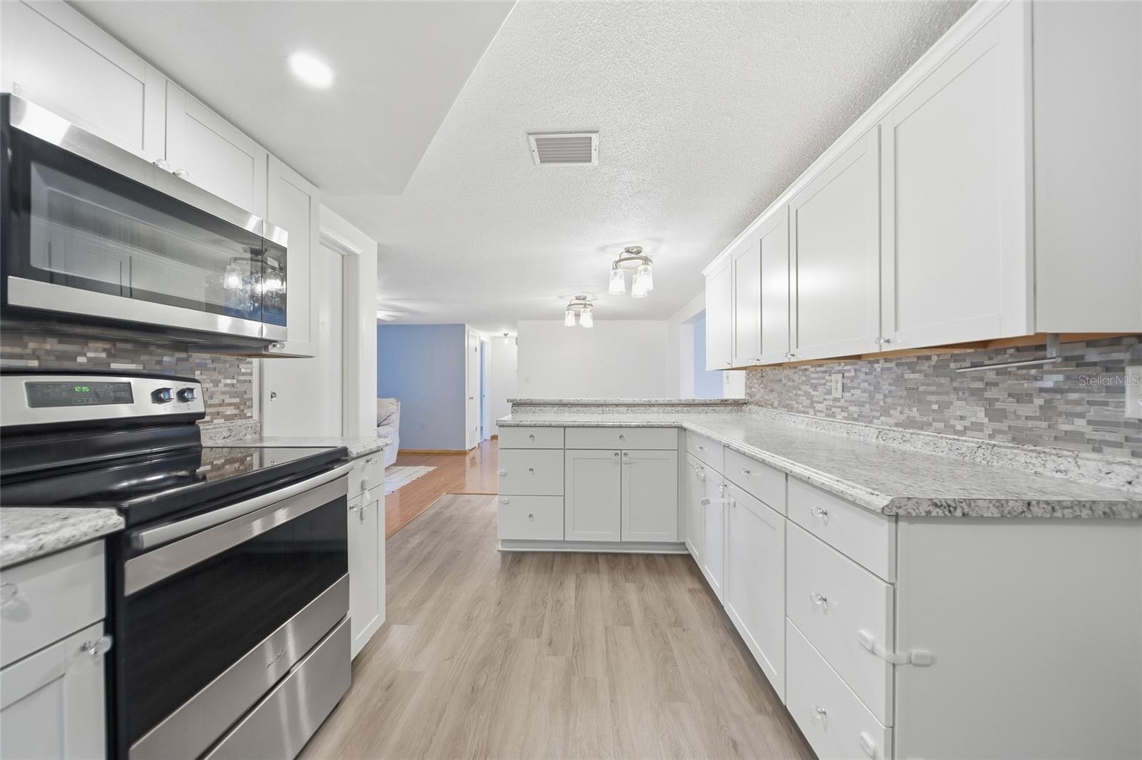 REGENCY PARK - Residential