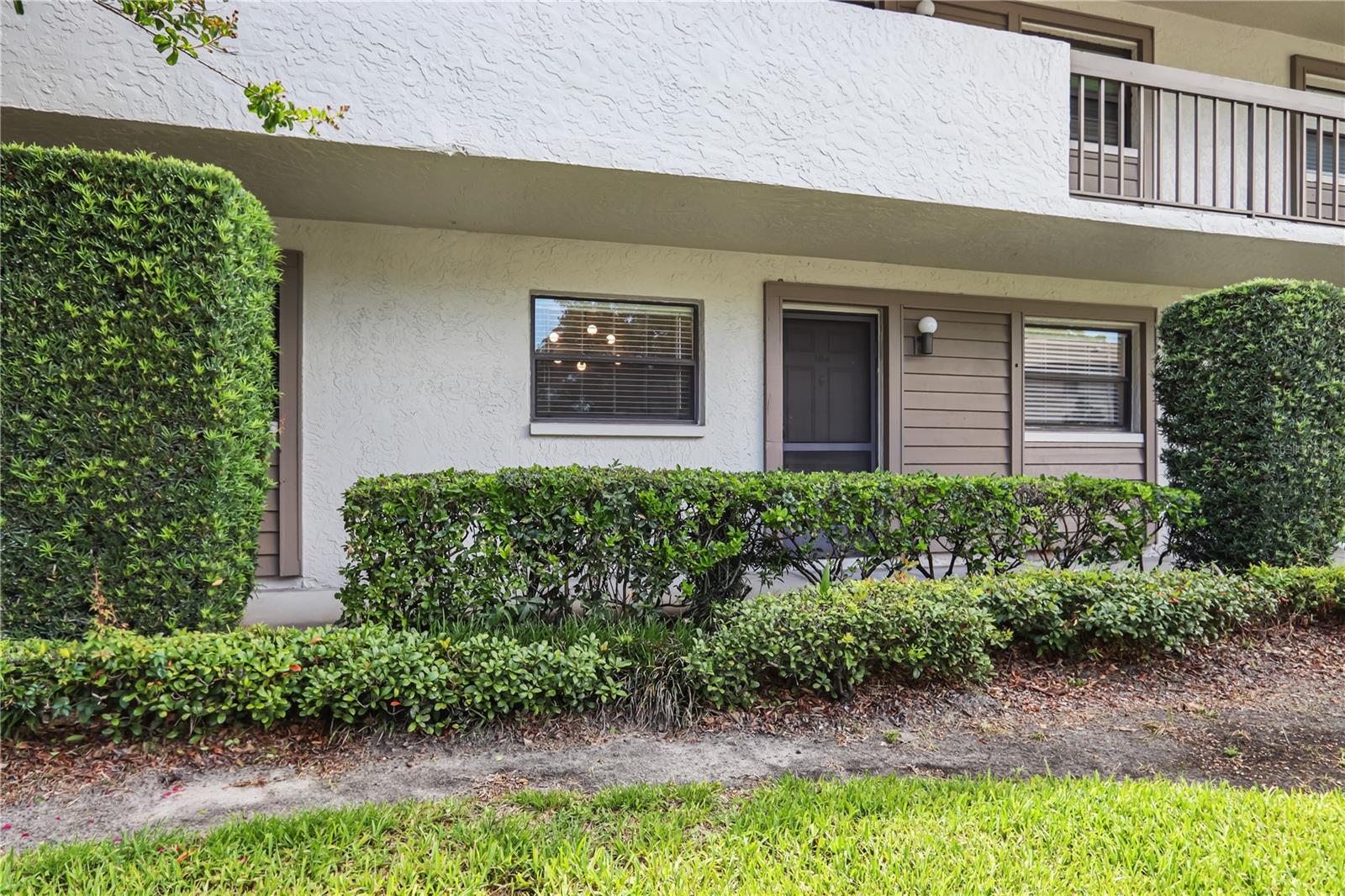 IMPERIAL OAKS CONDO - Residential