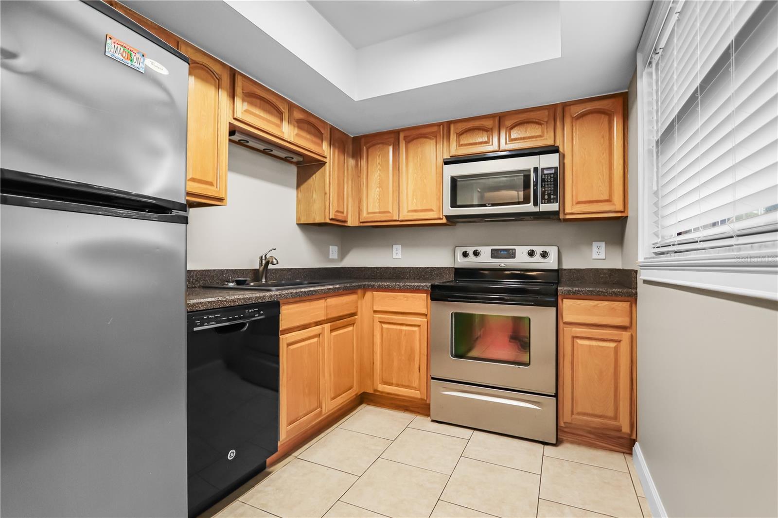 IMPERIAL OAKS CONDO - Residential