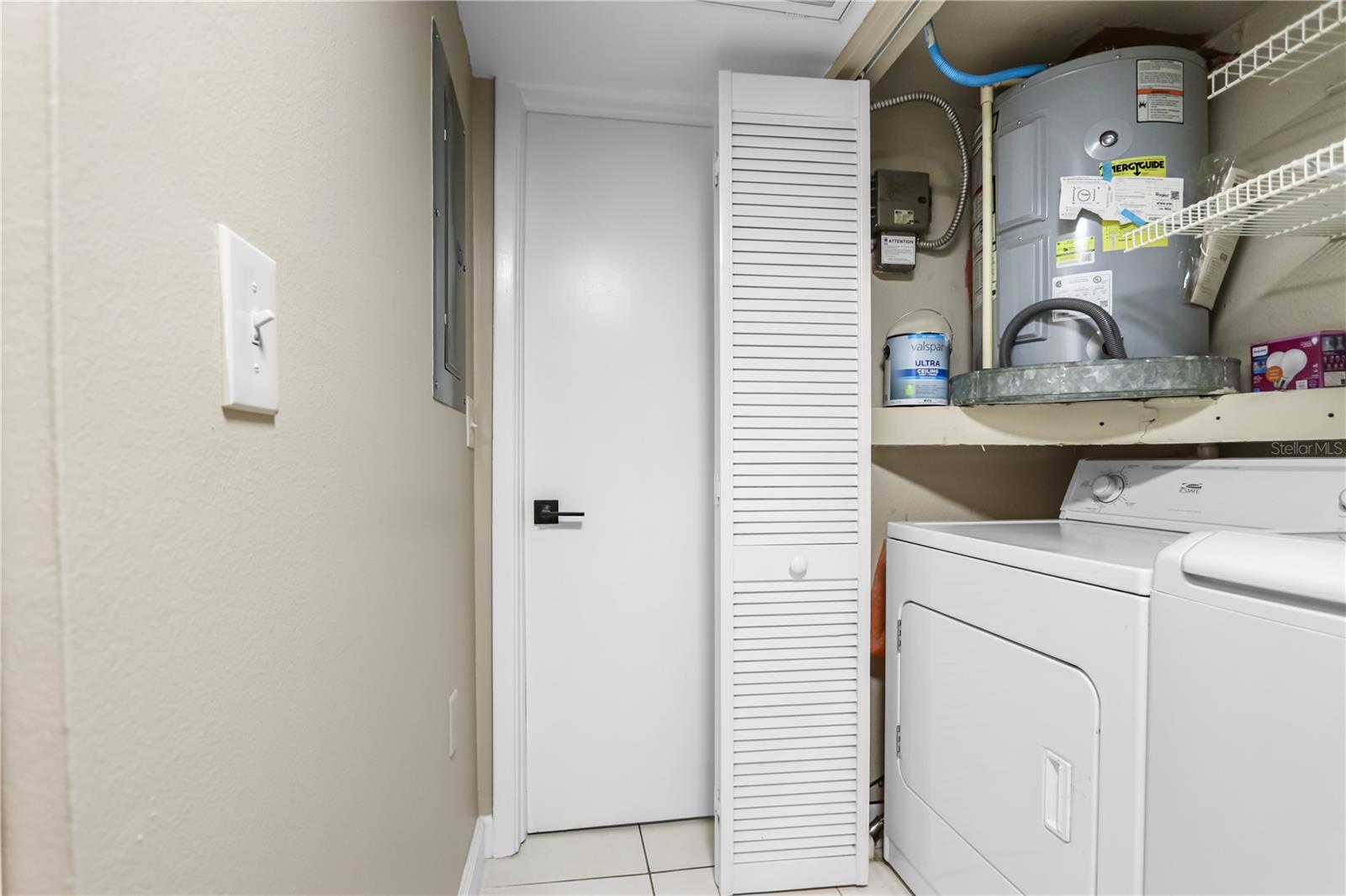 IMPERIAL OAKS CONDO - Residential