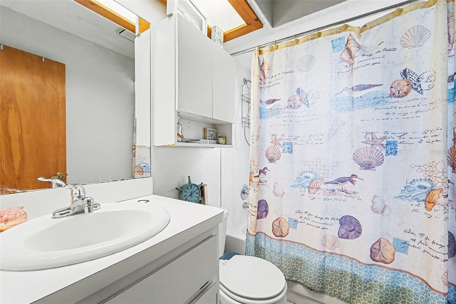 SPRING HILL UNIT 18 - Residential