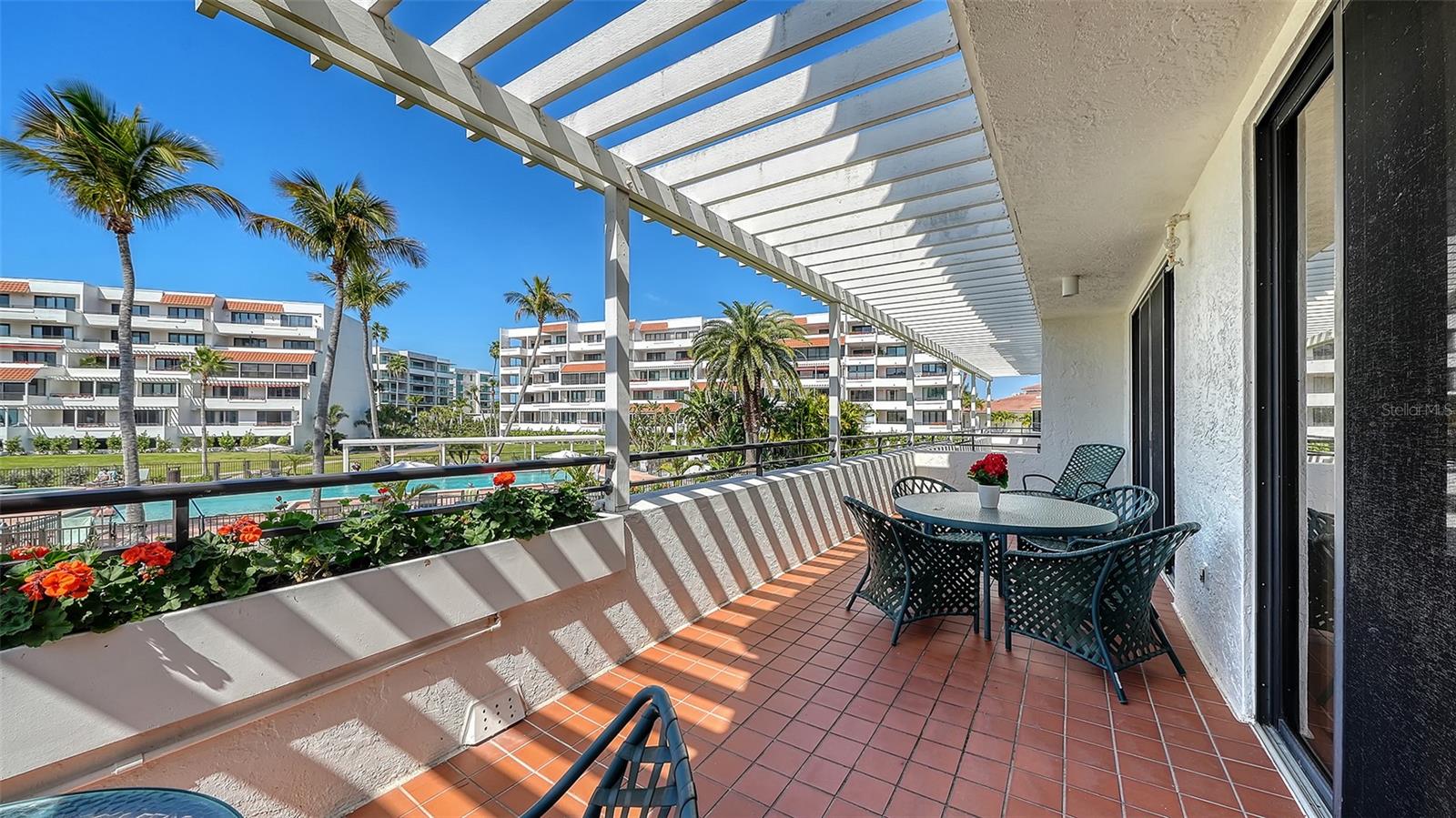 PLAYERS CLUB III - Residential