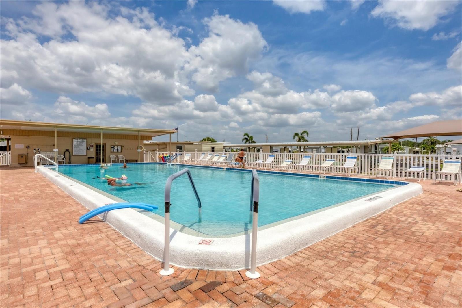TIDEVUE DE SOTO COMMUNITY UNIT ONE - Residential