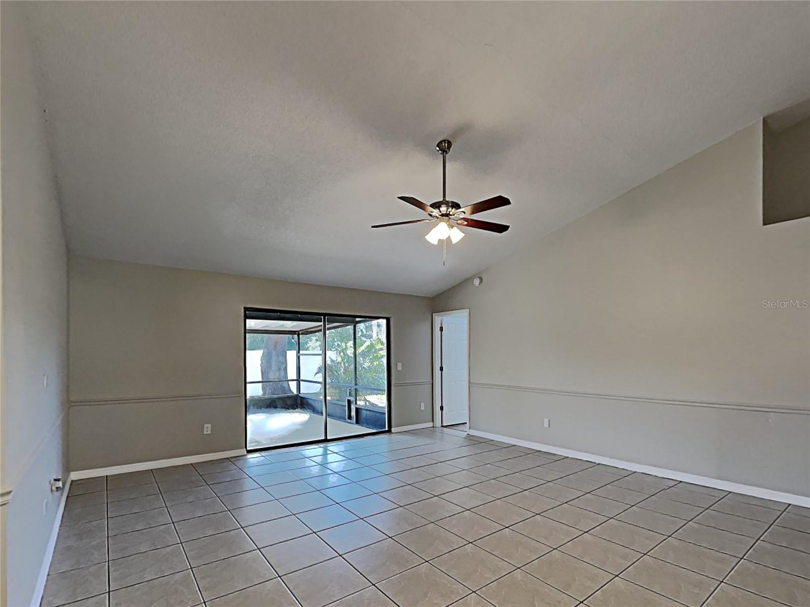 PINE TR AT SUMMERFIELD UNIT - Residential