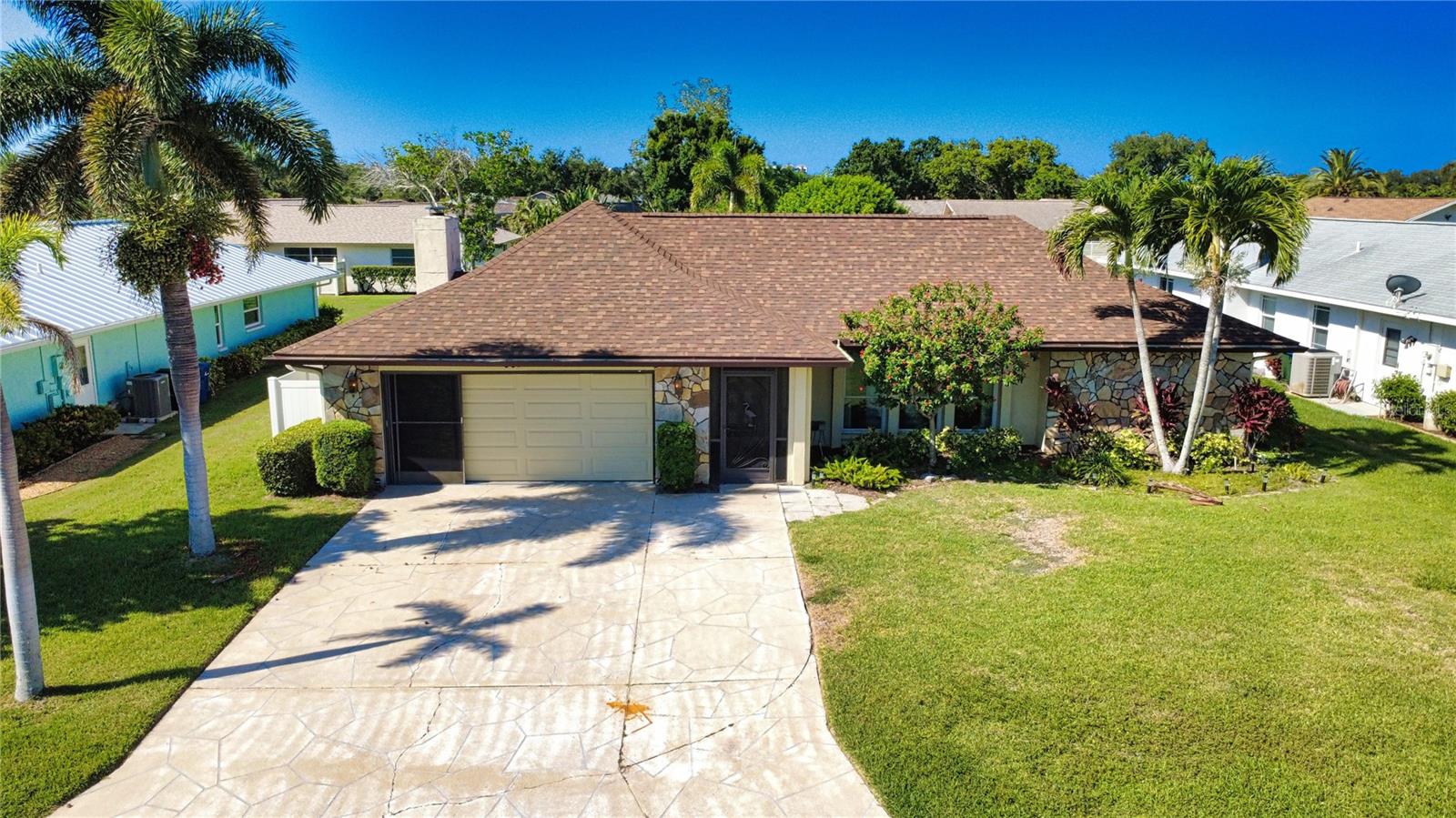 JACARANDA COUNTRY CLUB WEST VILLAGE - Residential