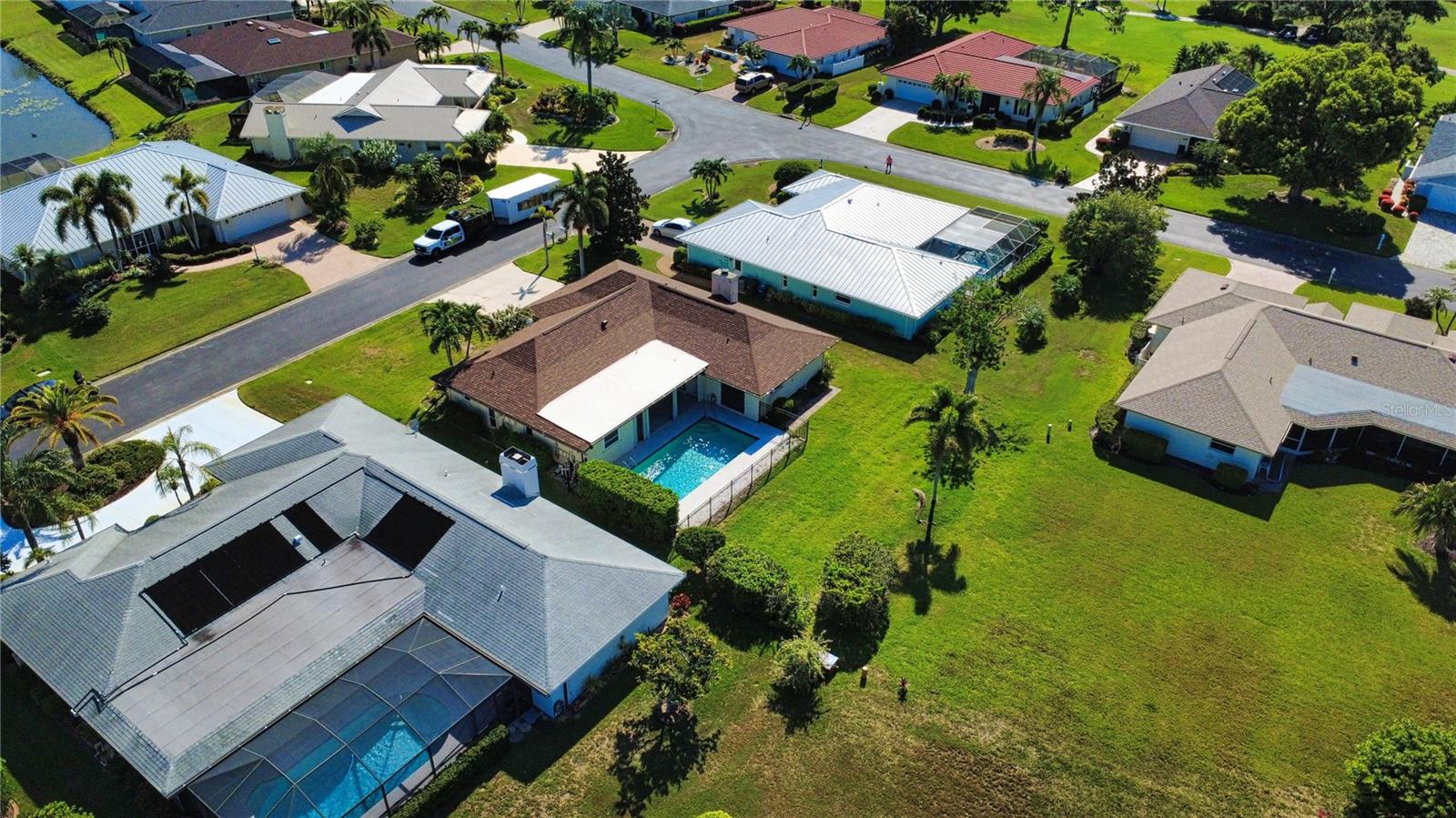 JACARANDA COUNTRY CLUB WEST VILLAGE - Residential