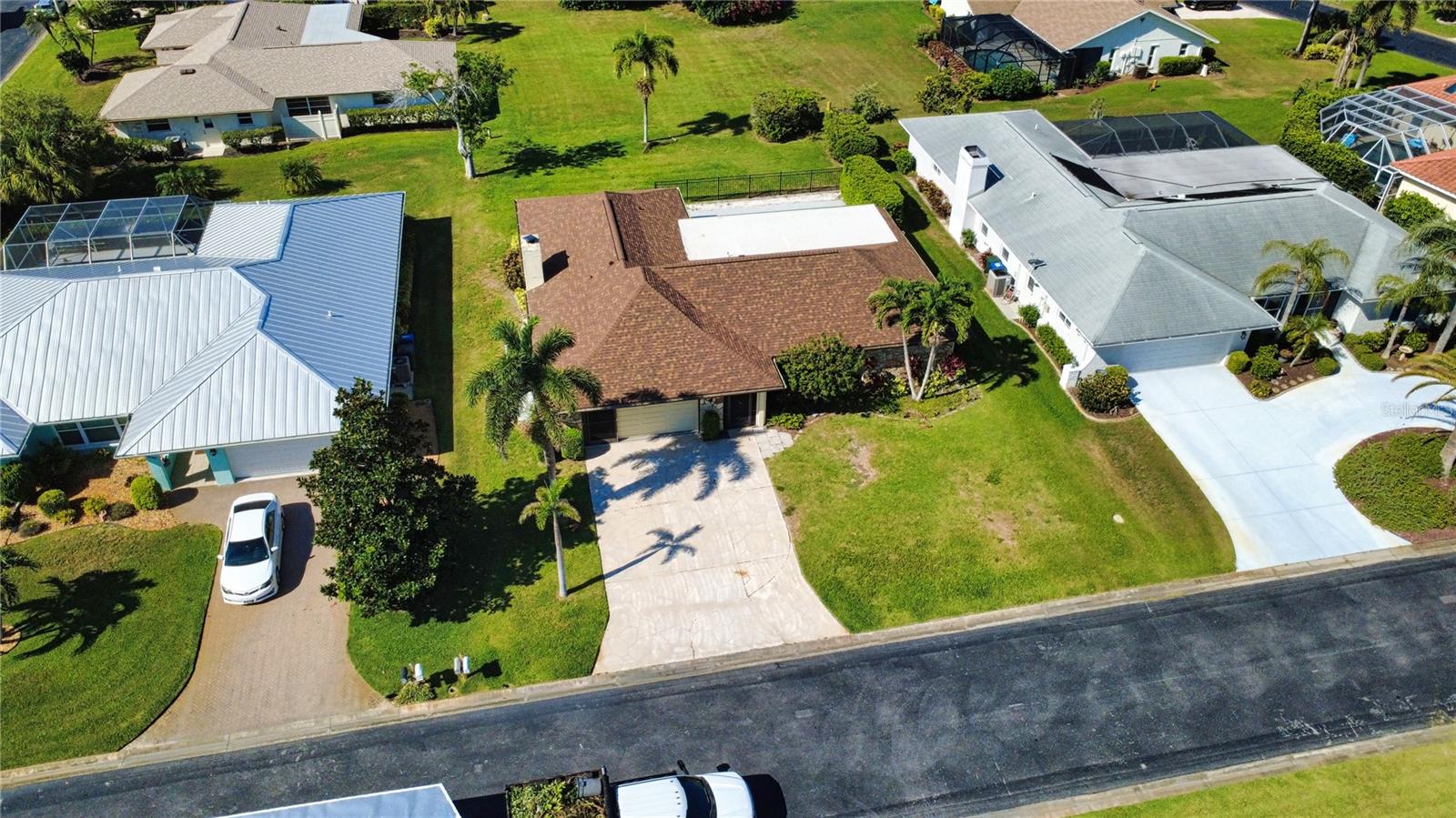 JACARANDA COUNTRY CLUB WEST VILLAGE - Residential