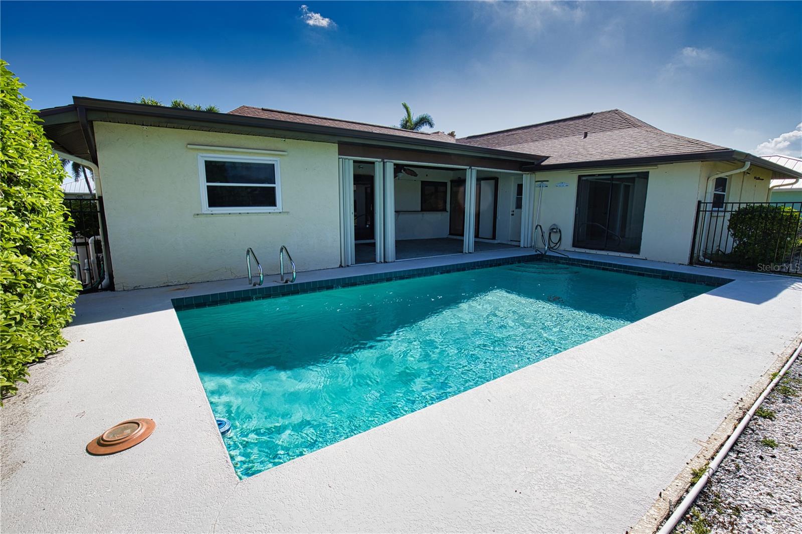 JACARANDA COUNTRY CLUB WEST VILLAGE - Residential