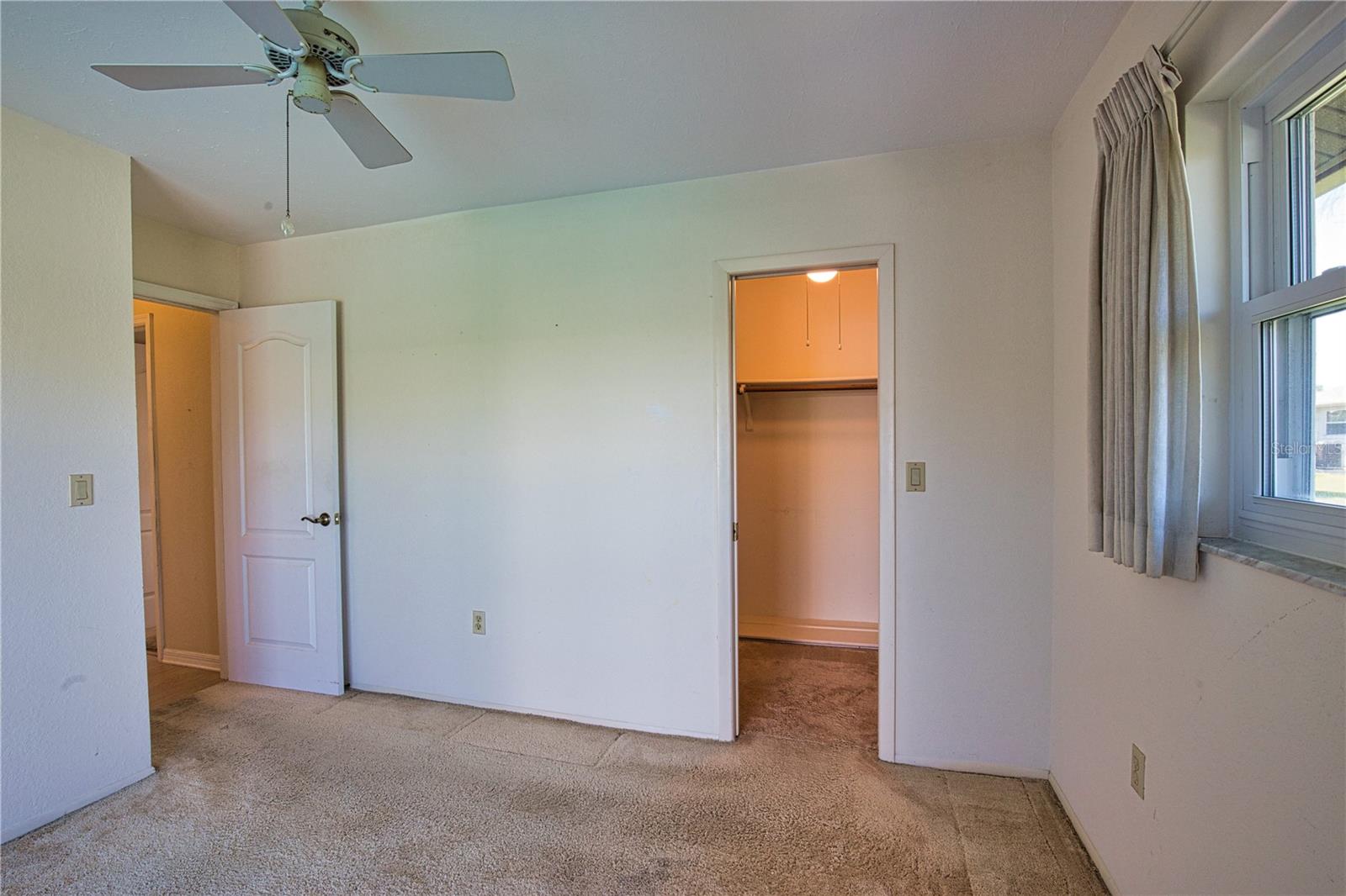 JACARANDA COUNTRY CLUB WEST VILLAGE - Residential