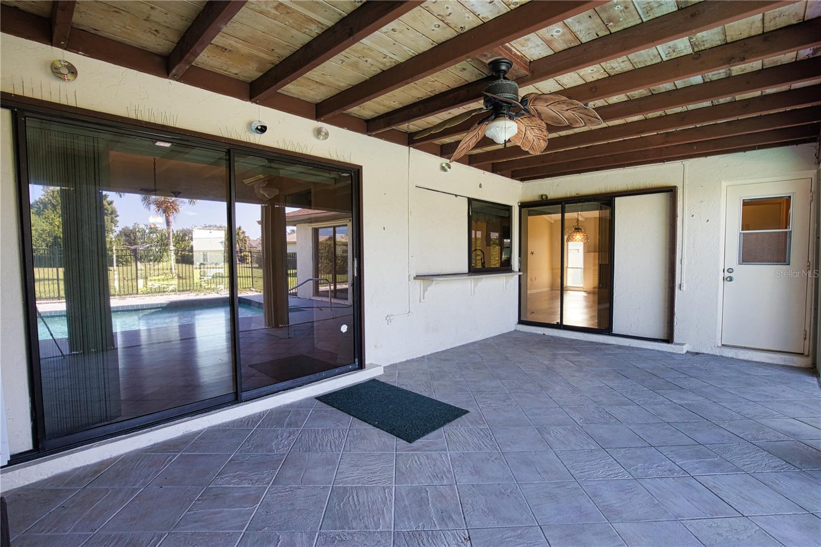 JACARANDA COUNTRY CLUB WEST VILLAGE - Residential