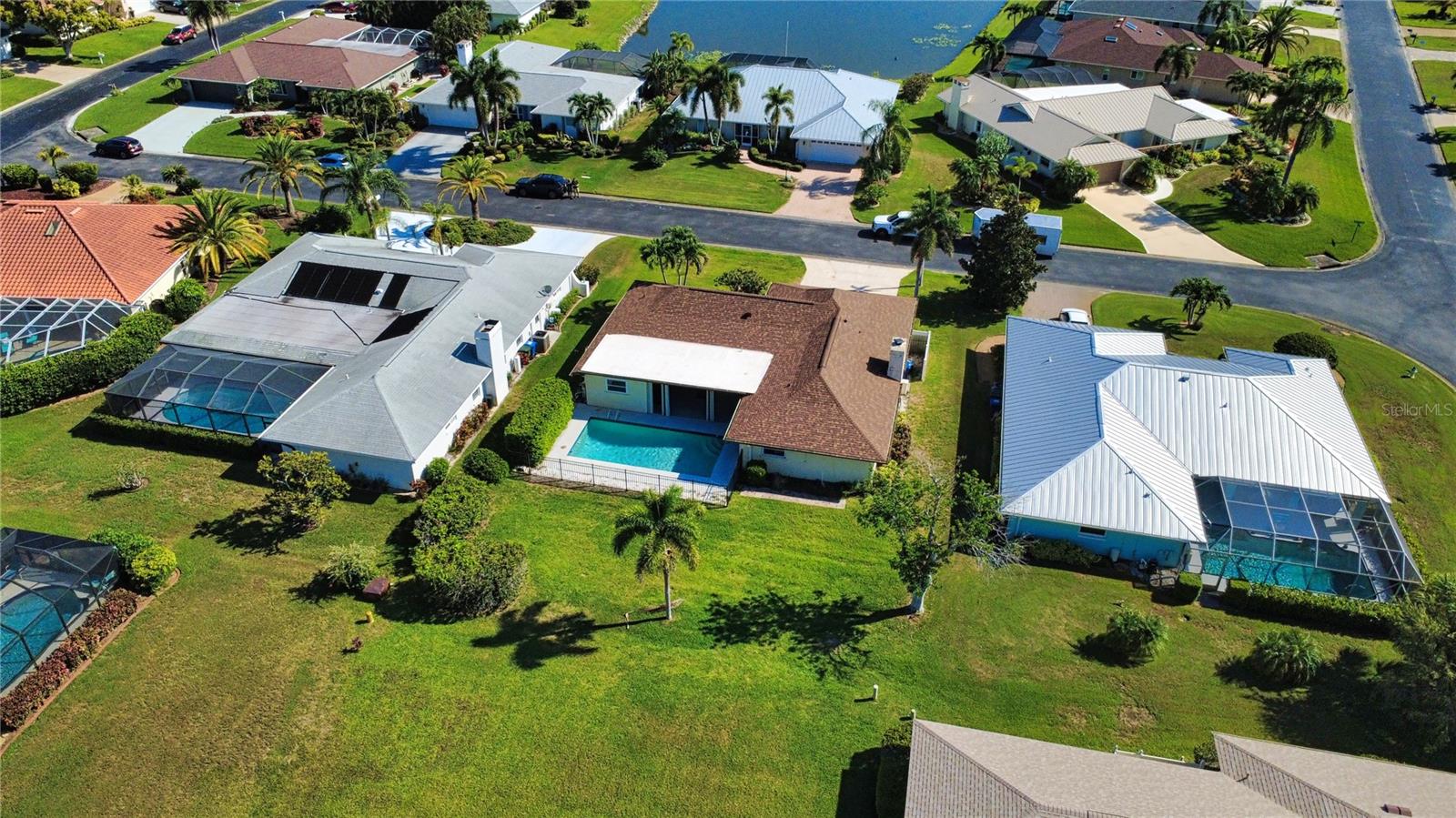 JACARANDA COUNTRY CLUB WEST VILLAGE - Residential