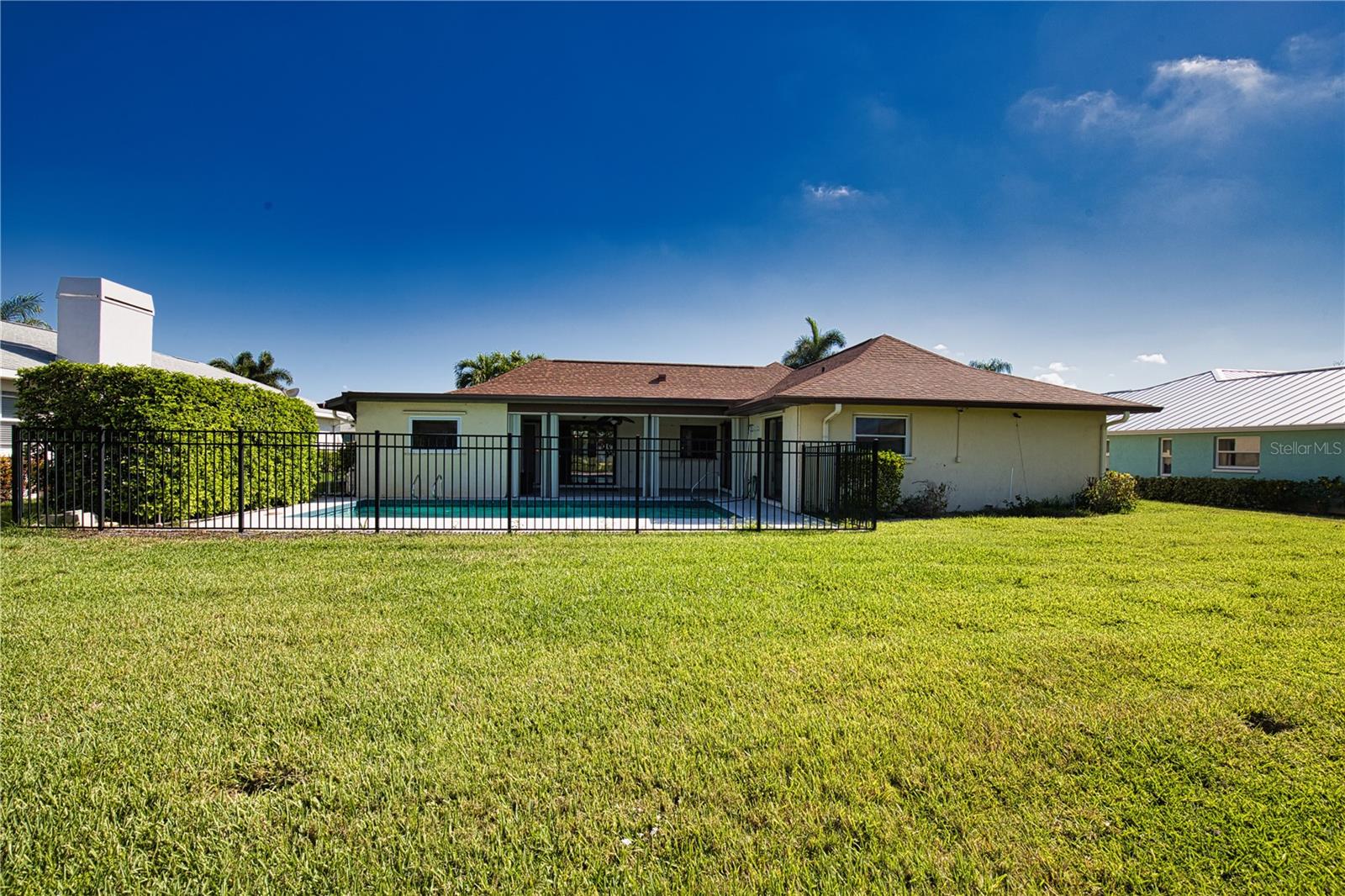 JACARANDA COUNTRY CLUB WEST VILLAGE - Residential