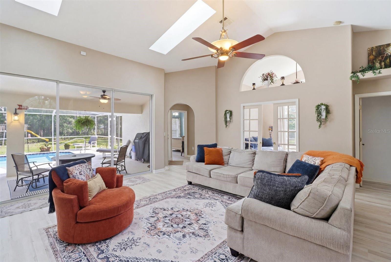 QUAIL RUN - Residential