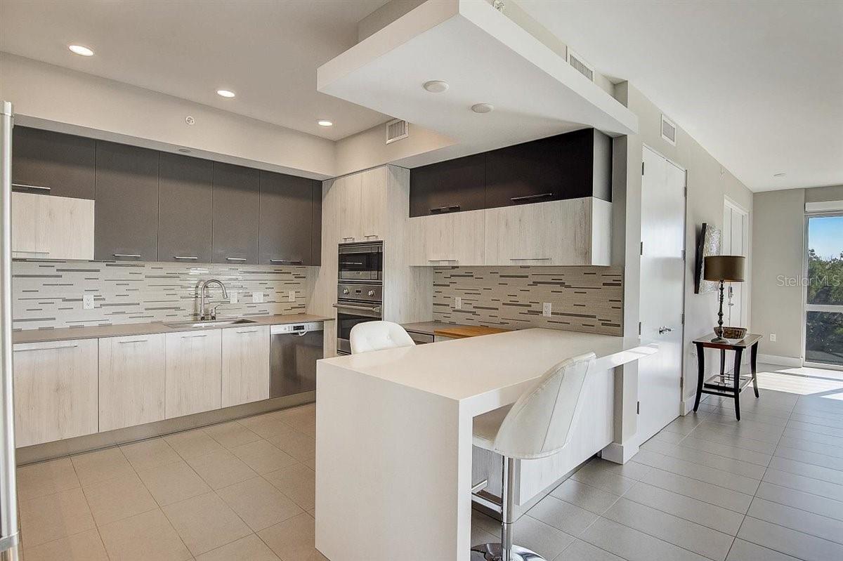 PARK RESIDENCES OF LIDO KEY - Residential