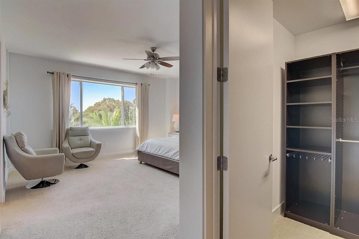 PARK RESIDENCES OF LIDO KEY - Residential
