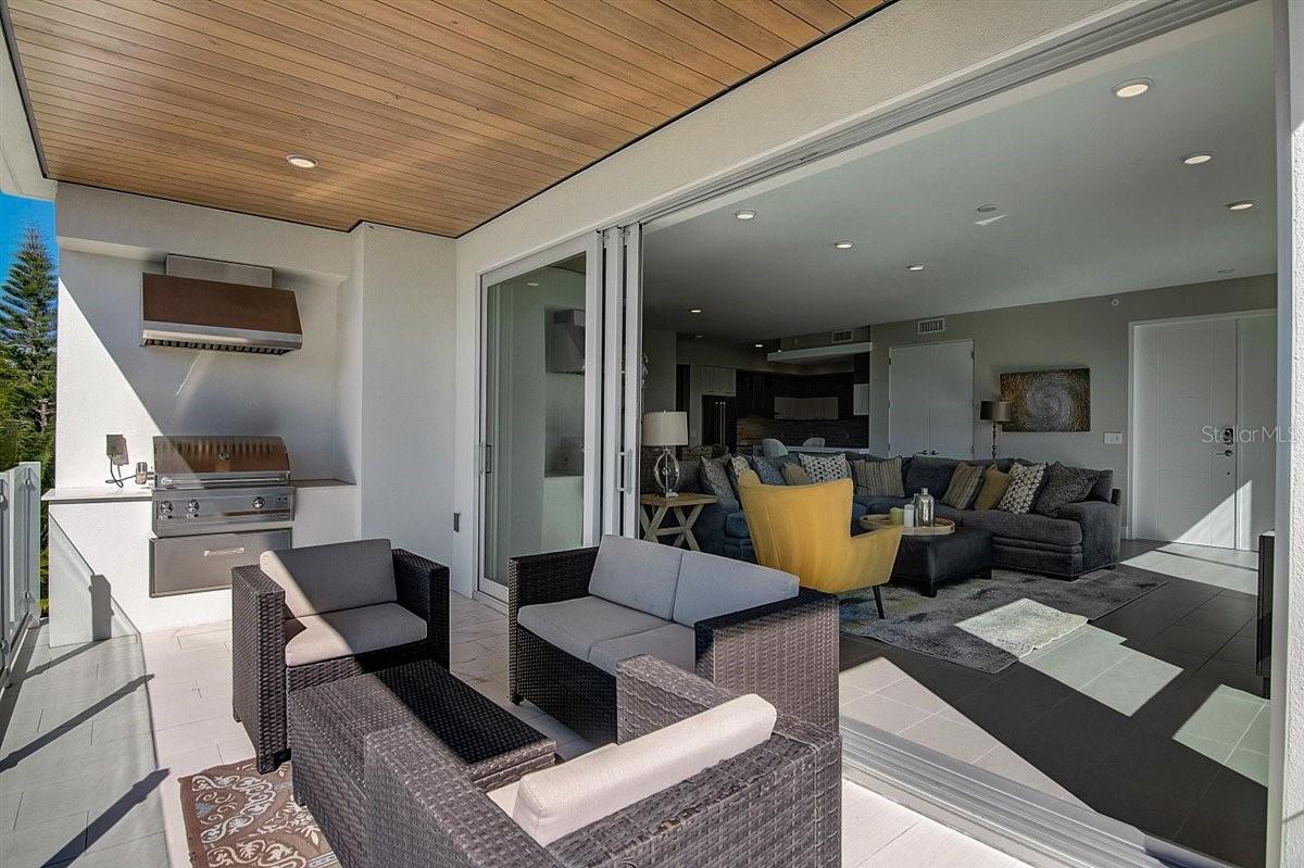 PARK RESIDENCES OF LIDO KEY - Residential