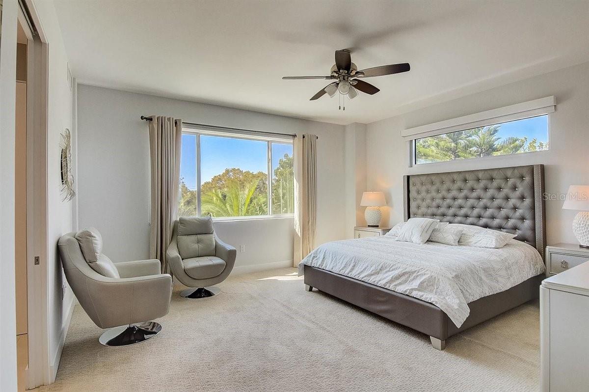 PARK RESIDENCES OF LIDO KEY - Residential