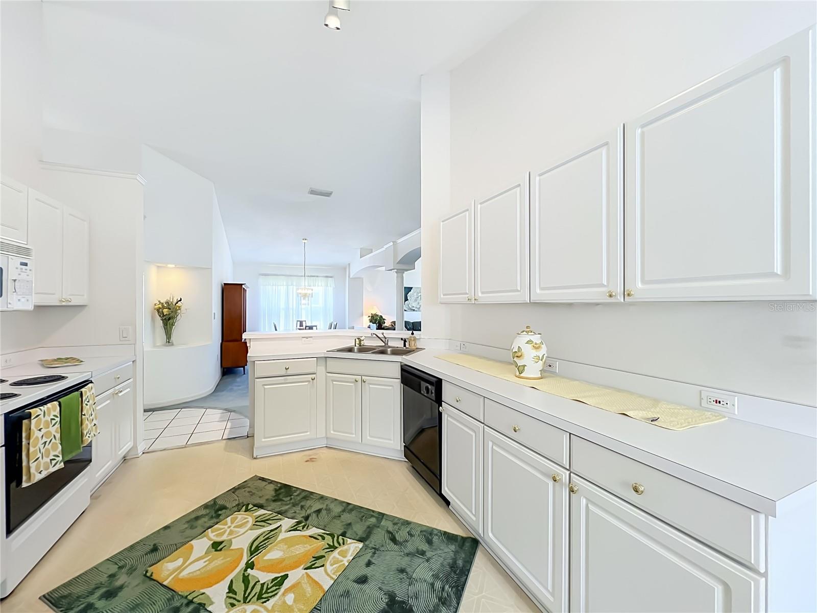 HERITAGE PLACE - Residential