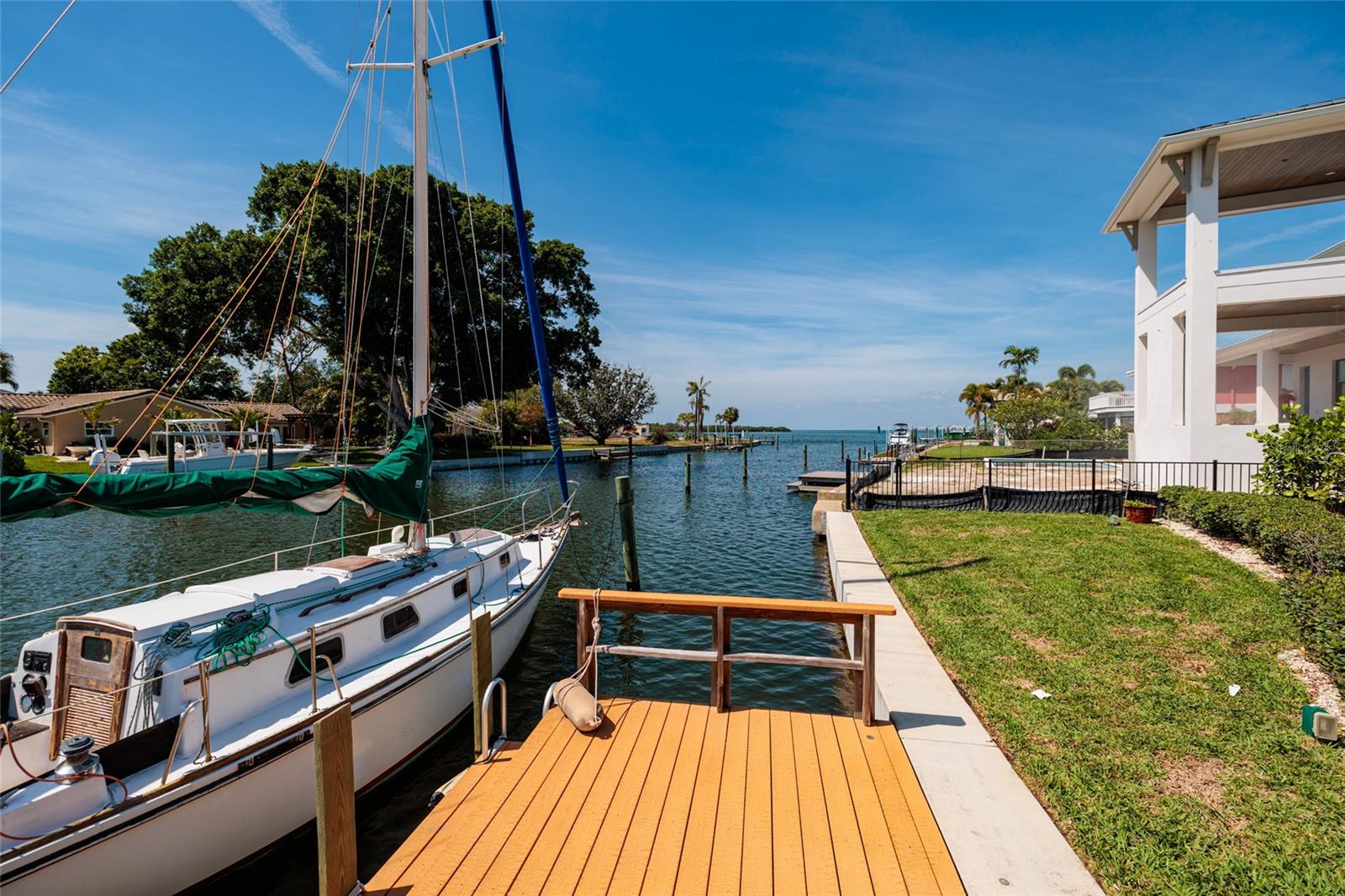 VENETIAN ISLES - Residential