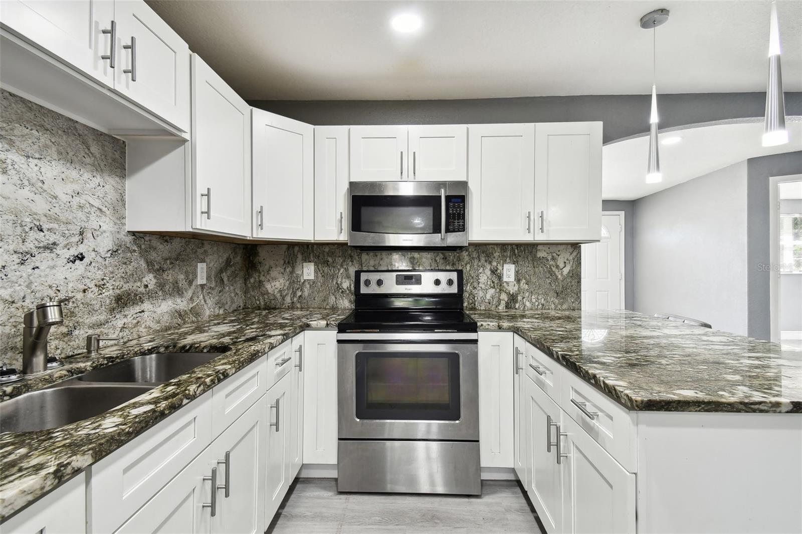 BROWN ACRES - Residential