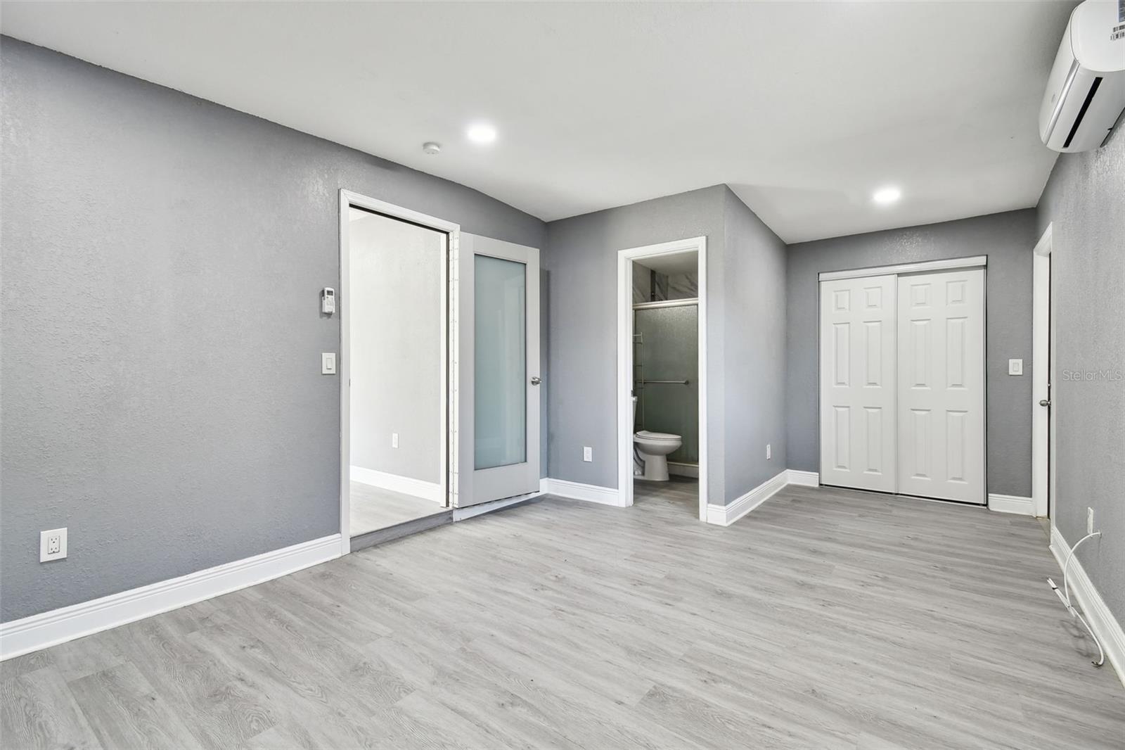 BROWN ACRES - Residential