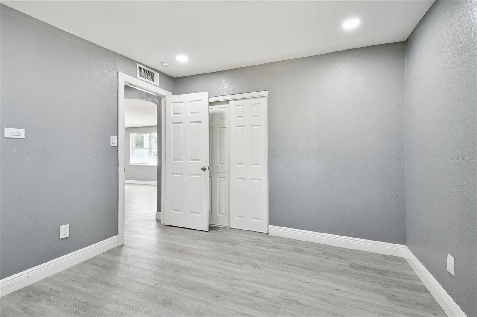BROWN ACRES - Residential