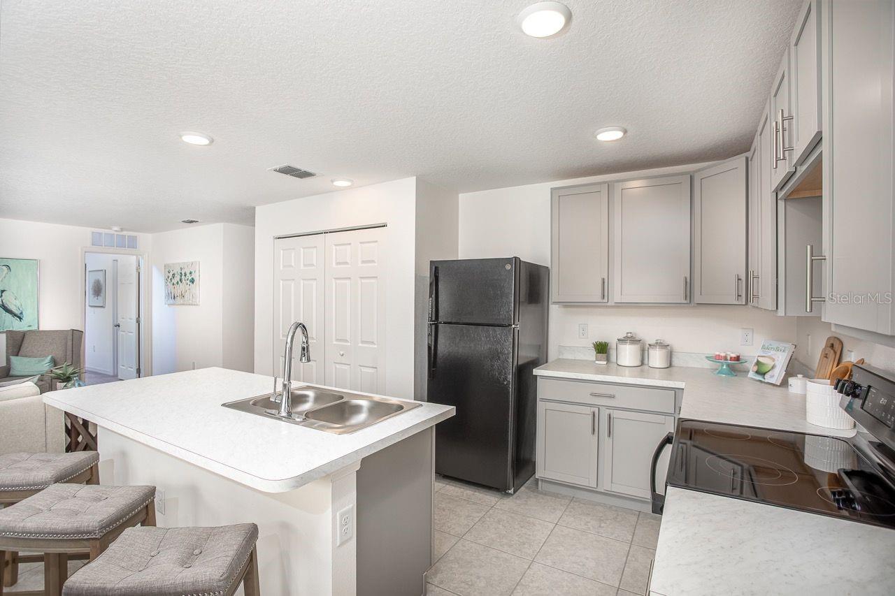 CITRUS SPGS UNIT 21 - Residential