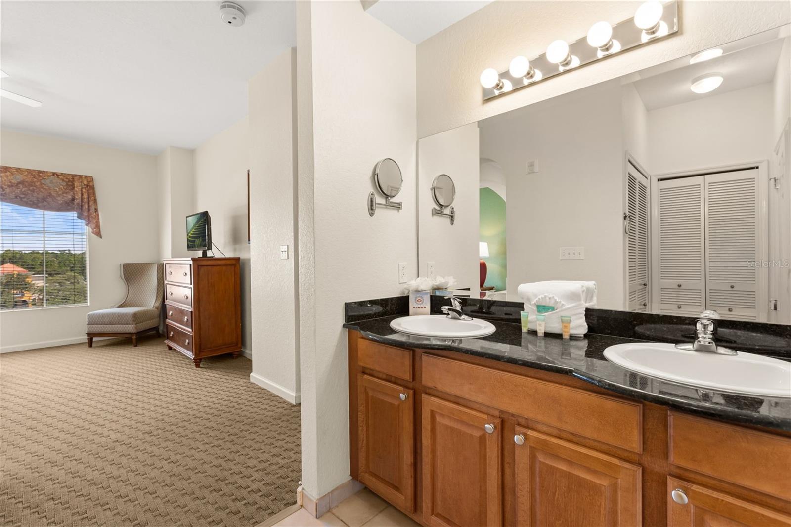LAKE BUENA VISTA RESIDENCE VILLAGE I - Residential