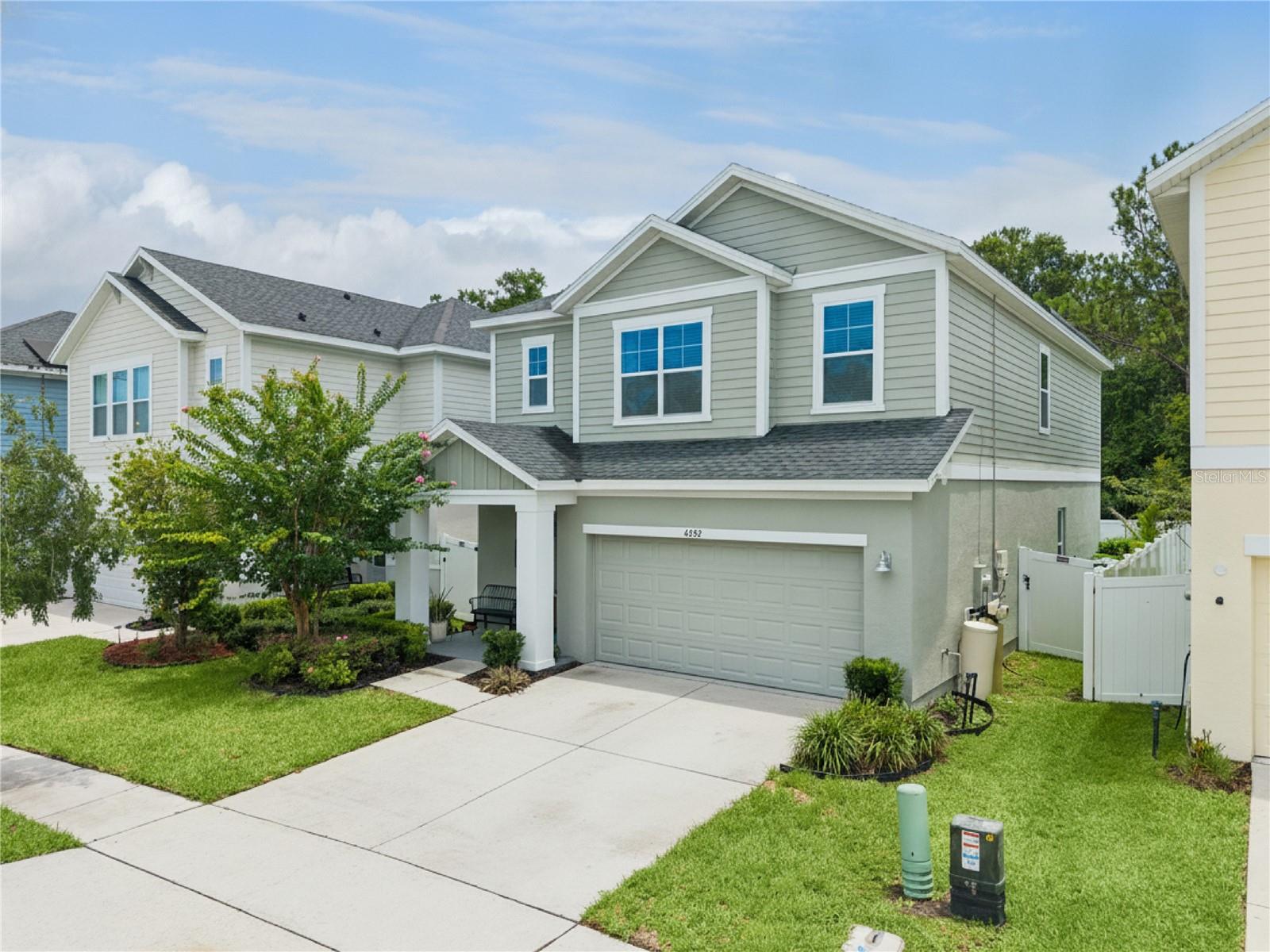 FLORA GARDENS - Residential