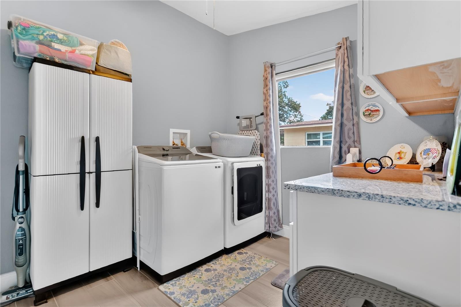 WHITE ACRES SUB - Residential
