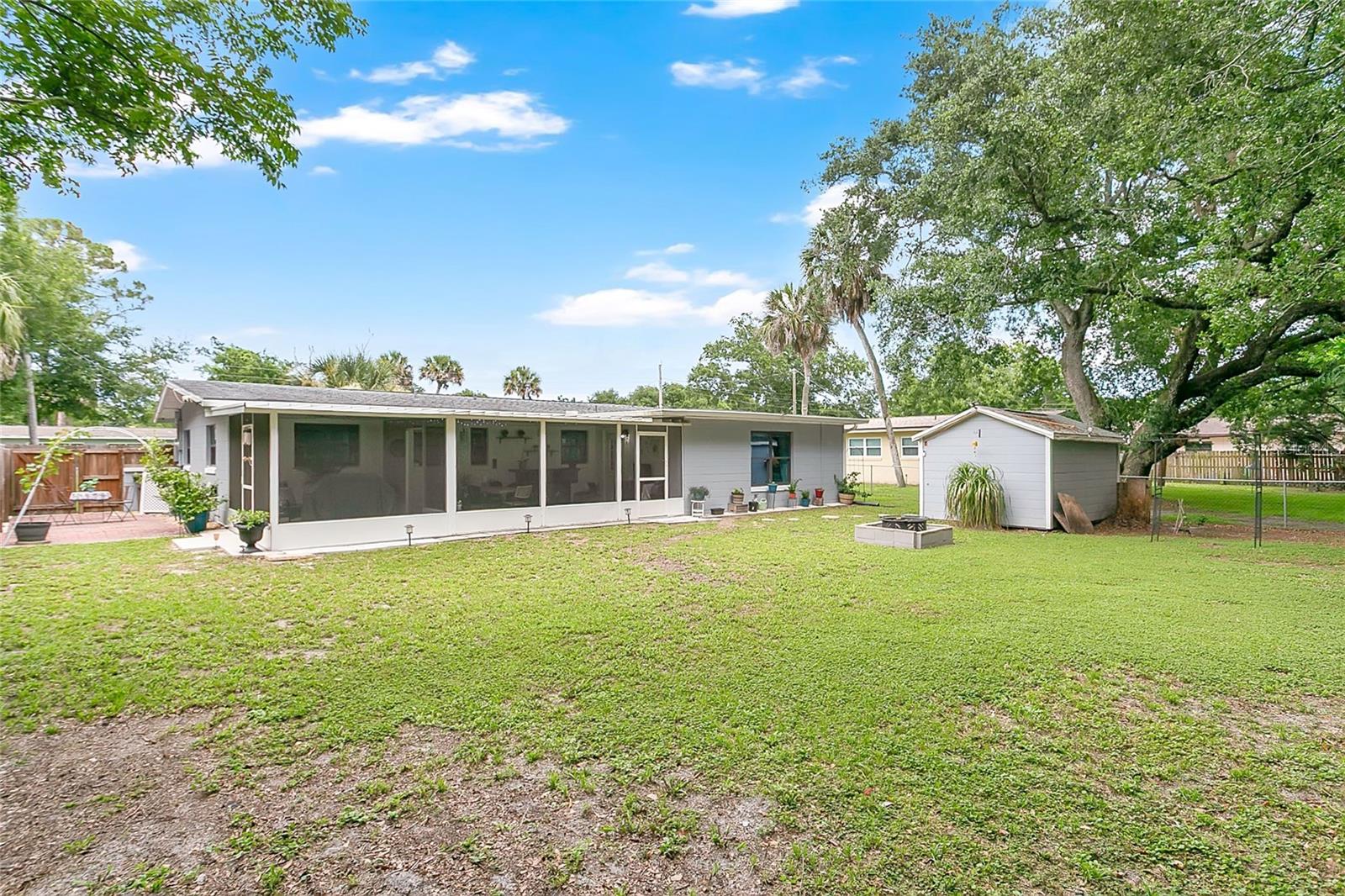WHITE ACRES SUB - Residential