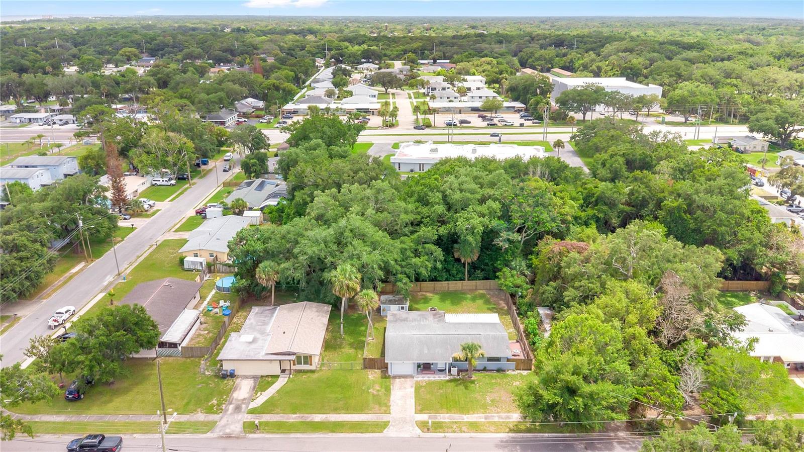 WHITE ACRES SUB - Residential
