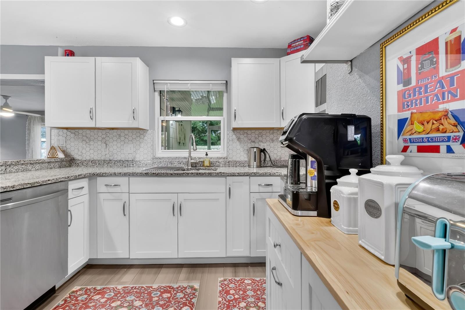WHITE ACRES SUB - Residential