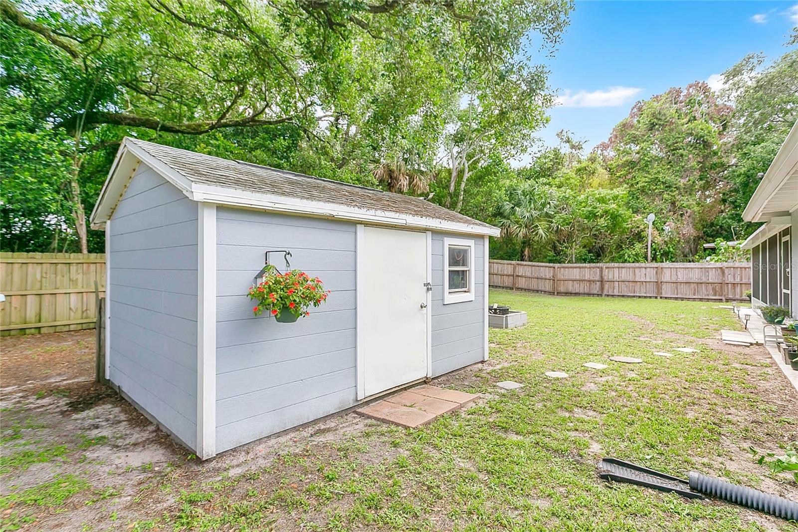 WHITE ACRES SUB - Residential