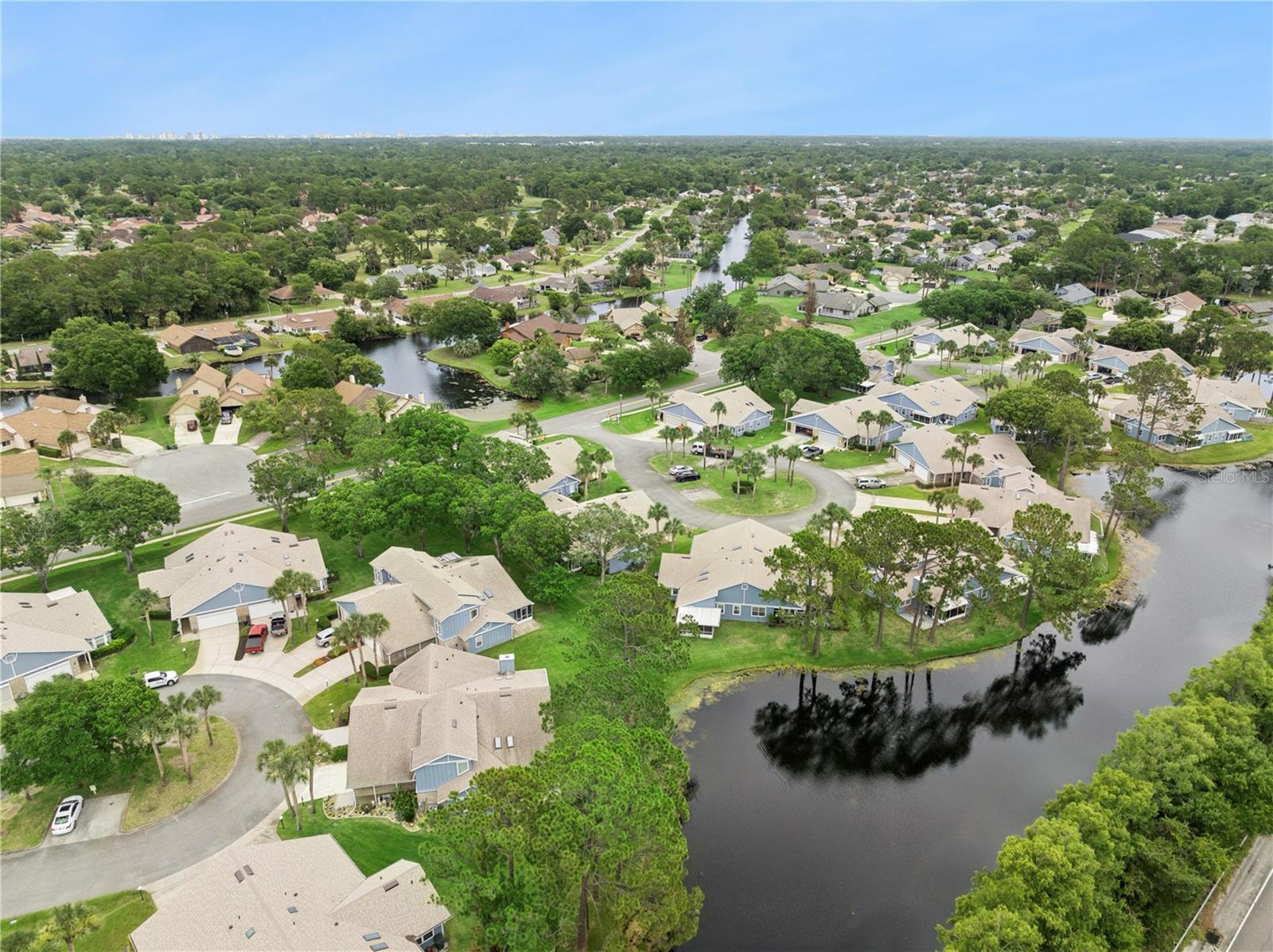 PELICAN BAY - Residential