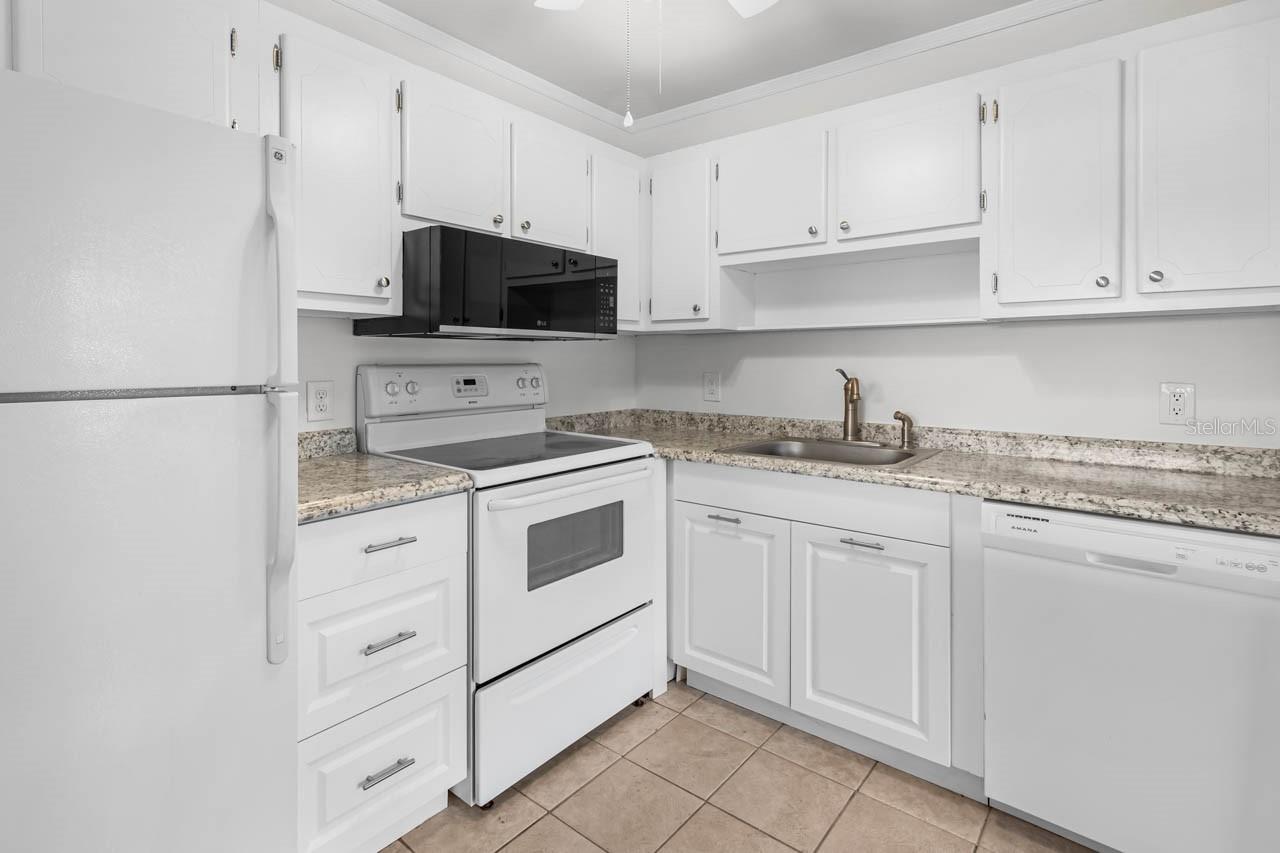 ANDOVER B CONDO - Residential