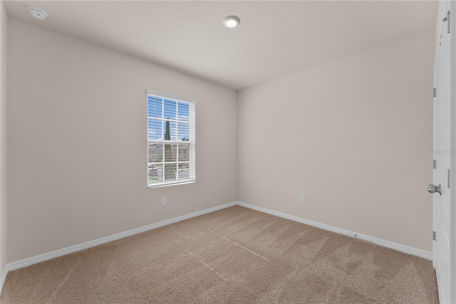 SOUTH CREEK - Residential Lease
