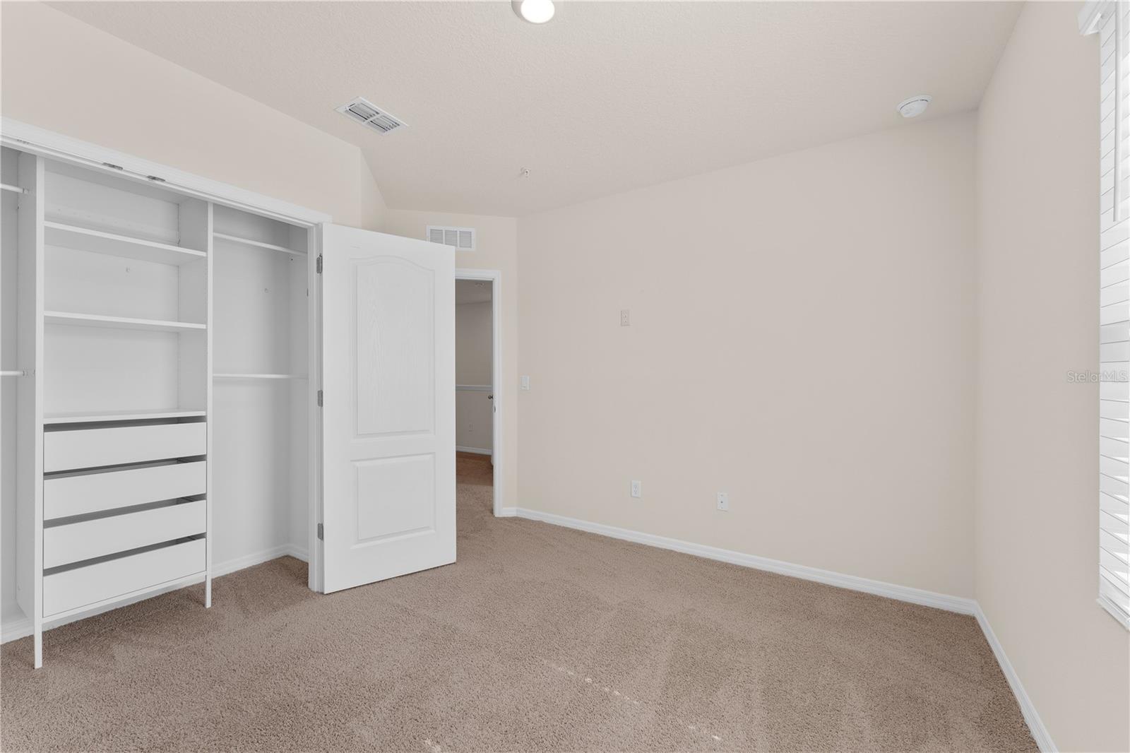 SOUTH CREEK - Residential Lease