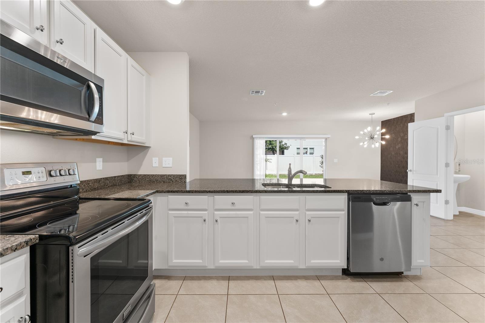 SOUTH CREEK - Residential Lease