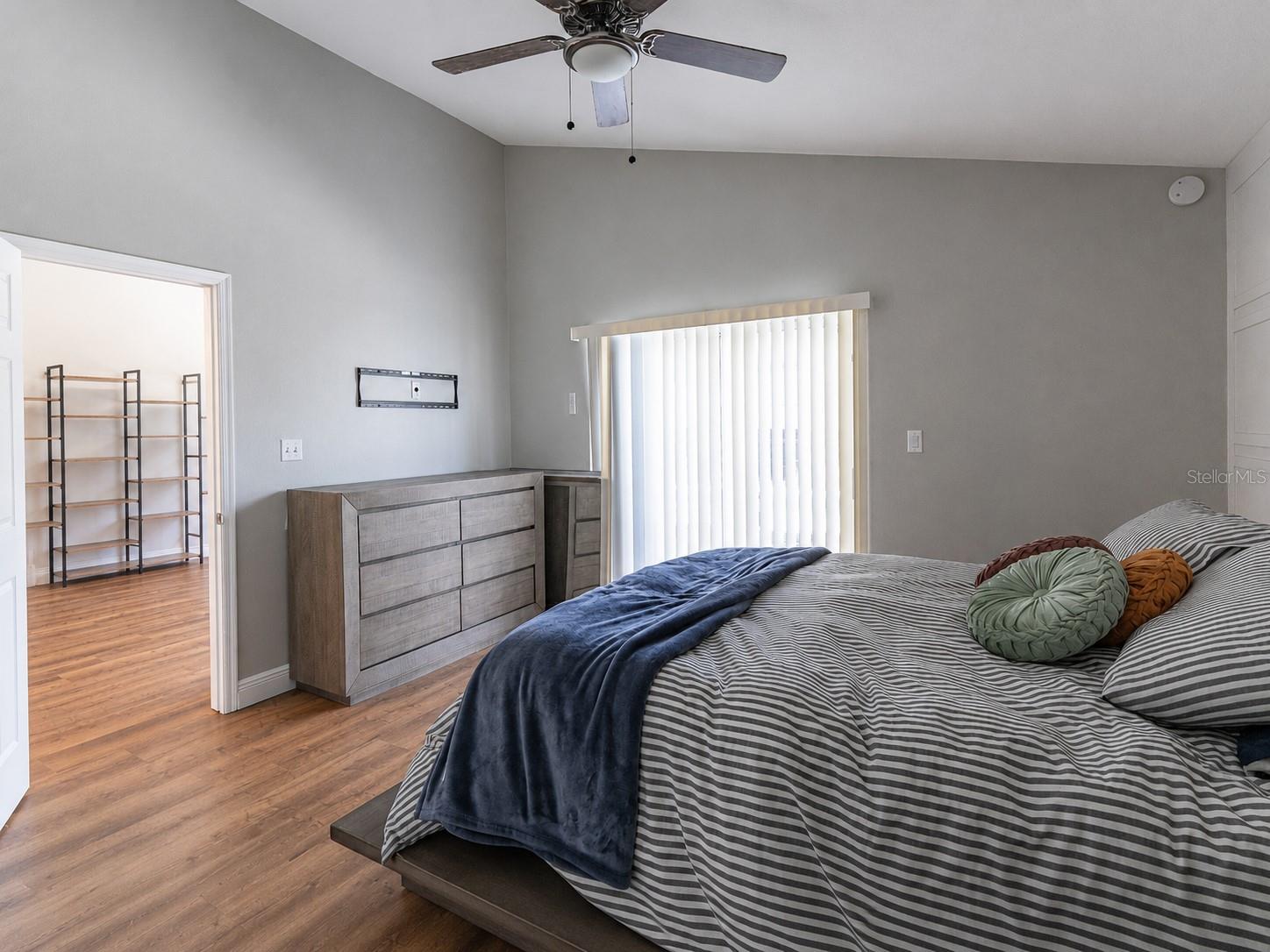 WINFIELD - Residential